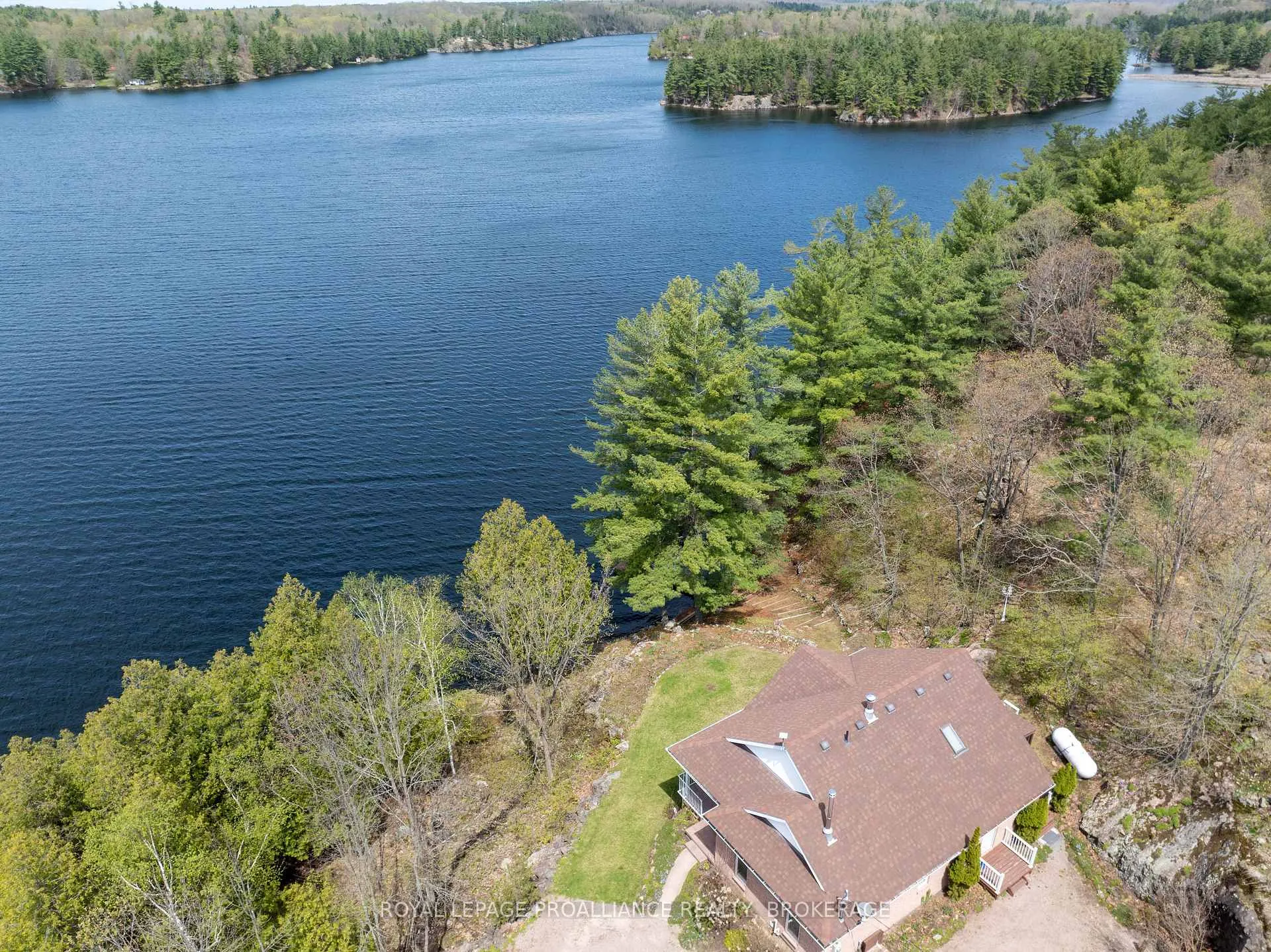 Photo 73 of 1133 Sassy Tree Lane, Frontenac, Frontenac South — HOMEH