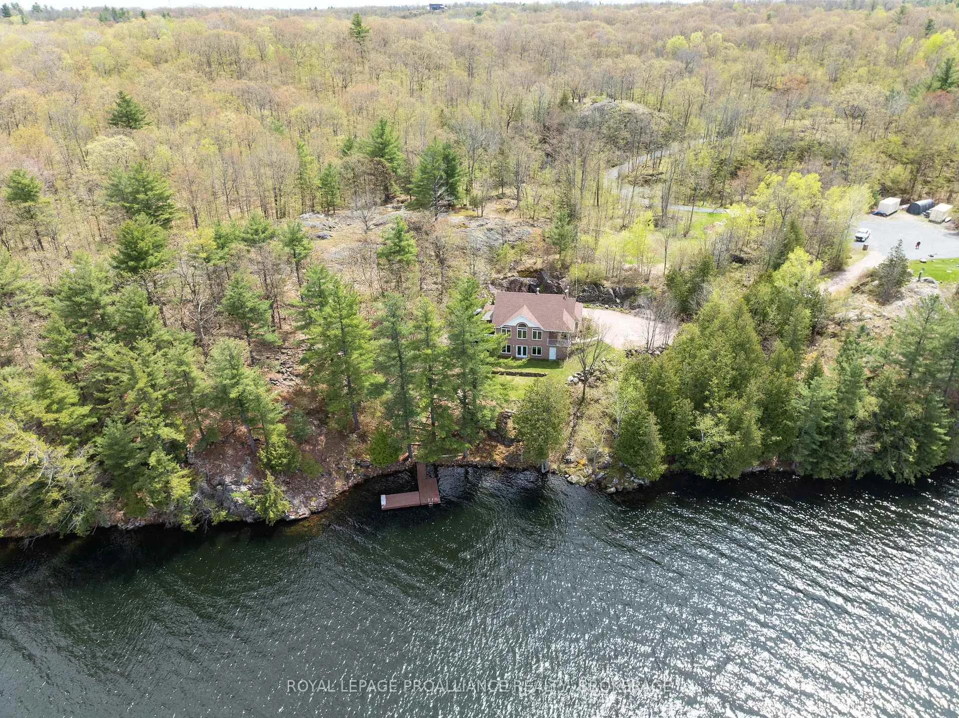 Photo 87 of 1133 Sassy Tree Lane, Frontenac, Frontenac South — HOMEH