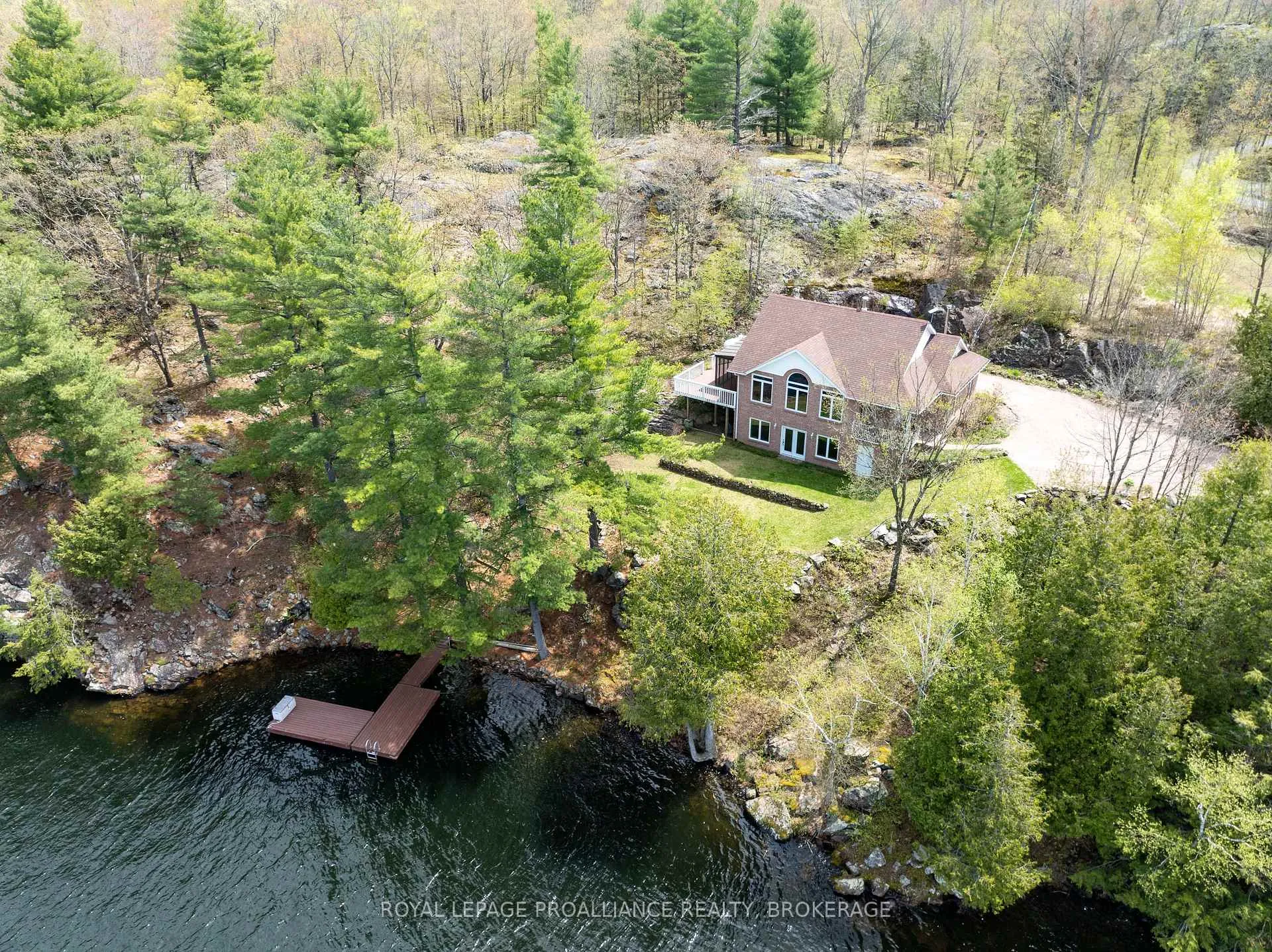 Photo 93 of 1133 Sassy Tree Lane, Frontenac, Frontenac South — HOMEH