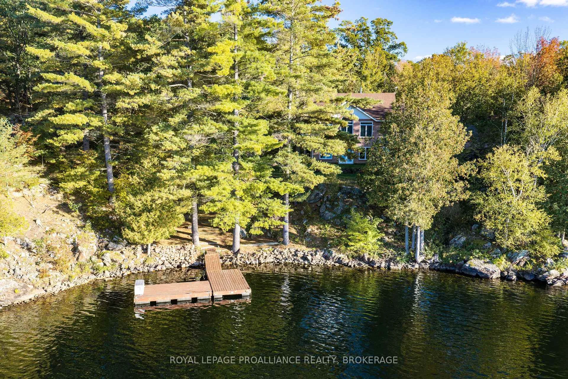 Photo 6 of 1133 Sassy Tree Lane, Frontenac, Frontenac South — HOMEH