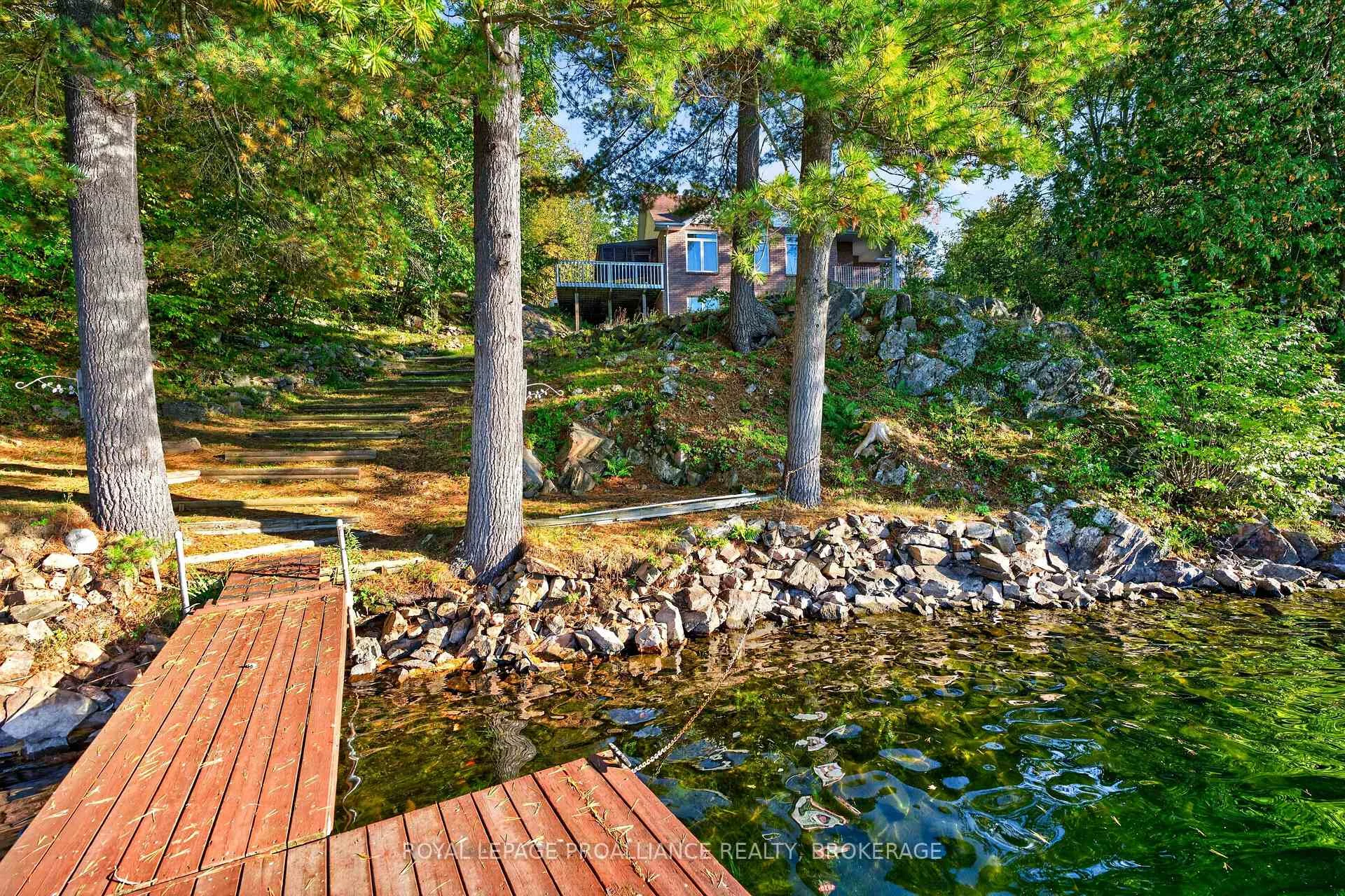 Photo 22 of 1133 Sassy Tree Lane, Frontenac, Frontenac South — HOMEH