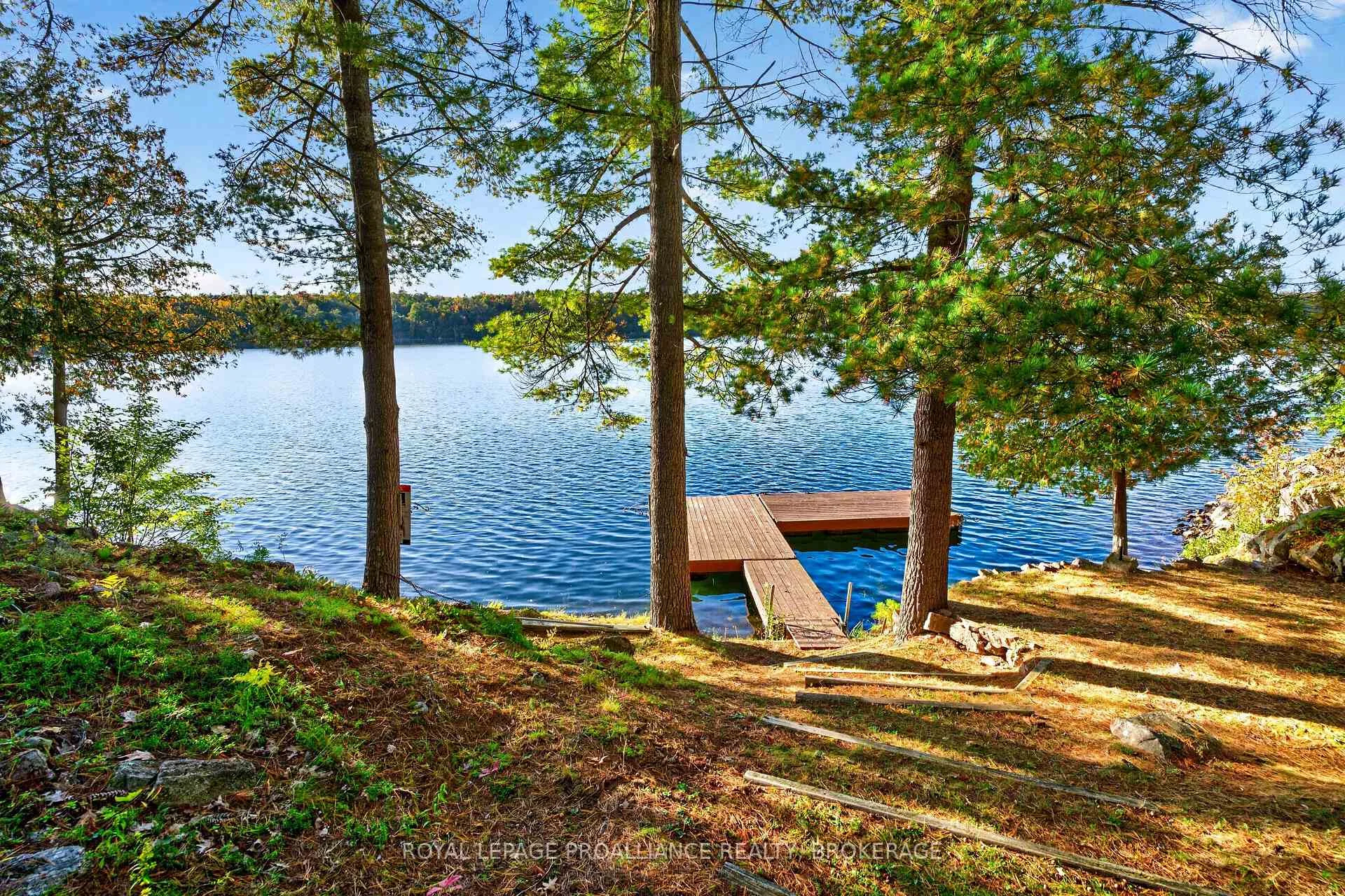 Photo 82 of 1133 Sassy Tree Lane, Frontenac, Frontenac South — HOMEH