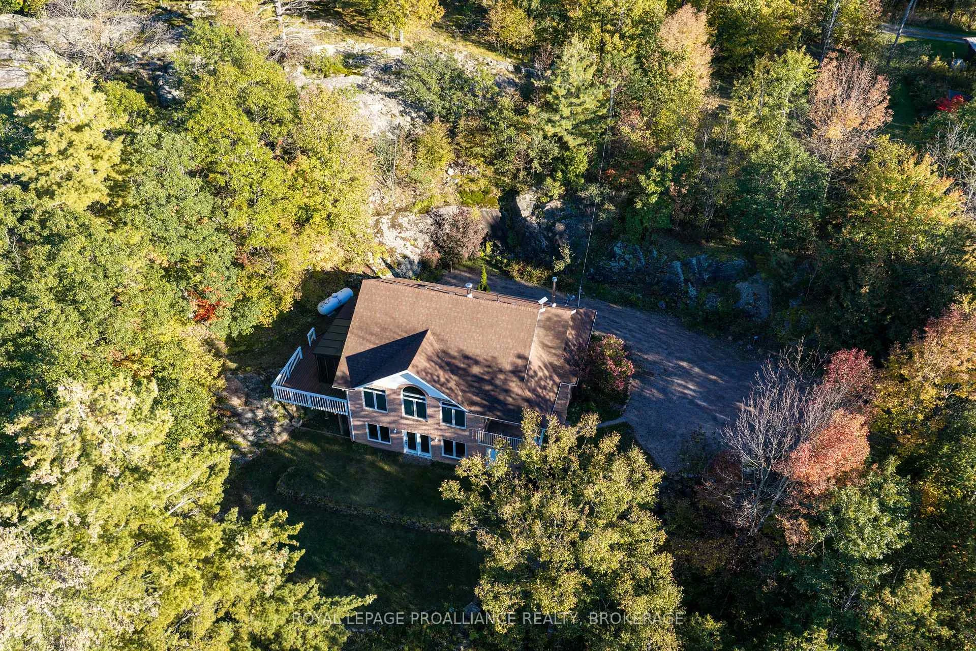 Photo 86 of 1133 Sassy Tree Lane, Frontenac, Frontenac South — HOMEH