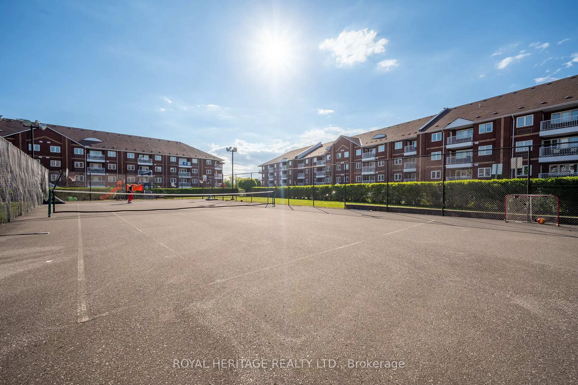 Photo 32 of Unit 303, 195 Lake Driveway, Ajax, South West — HOMEH