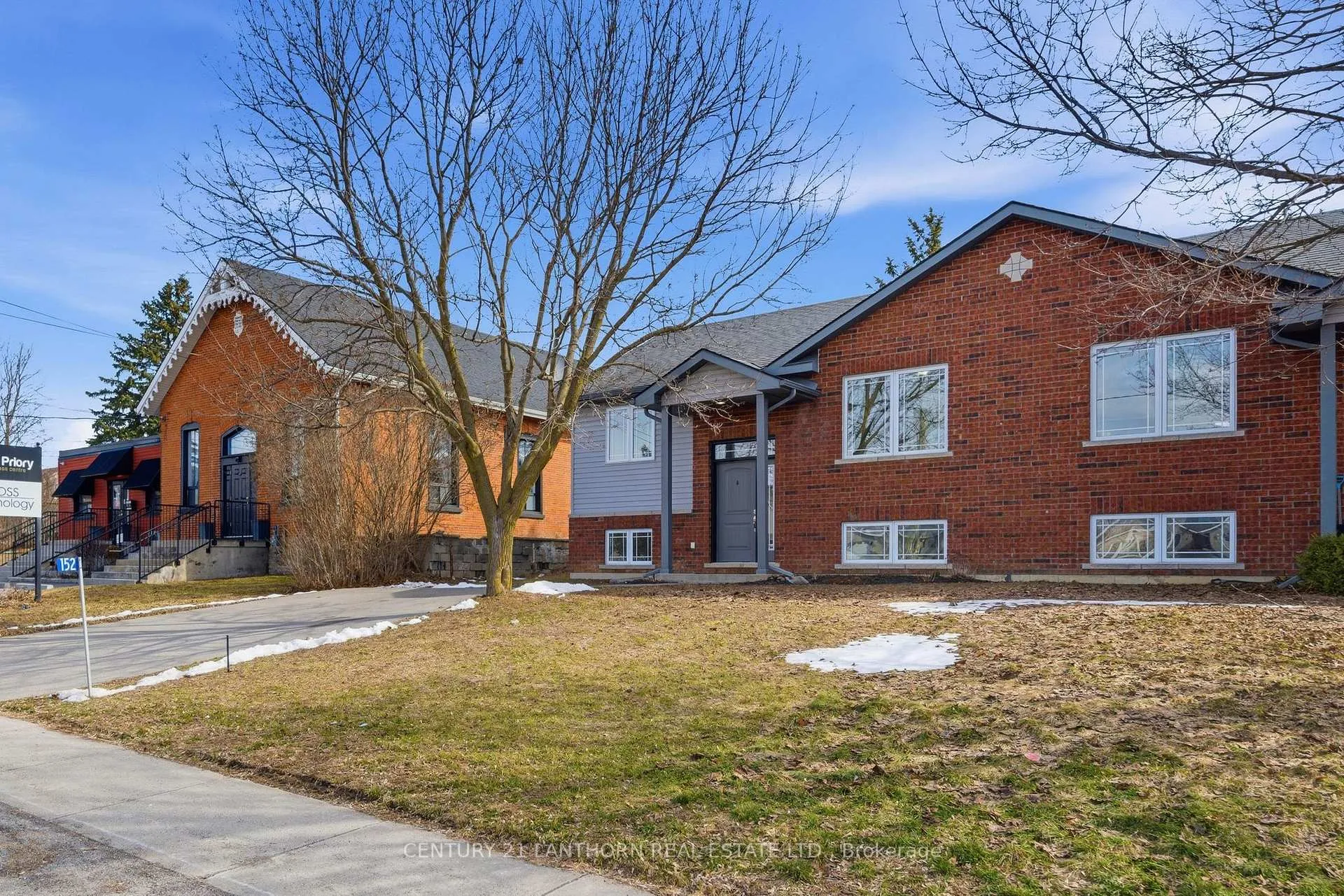 Photo 3 of 152 Cannifton Road N, Belleville, Thurlow Ward — HOMEH