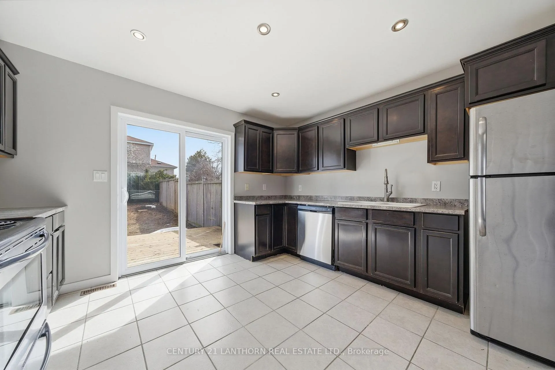 Photo 12 of 152 Cannifton Road N, Belleville, Thurlow Ward — HOMEH