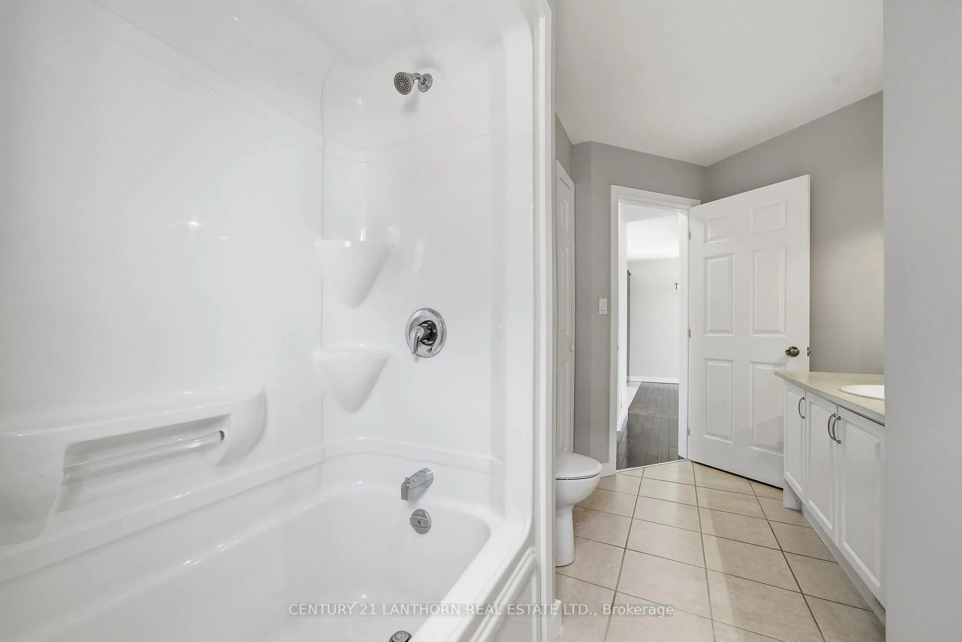 Photo 23 of 152 Cannifton Road N, Belleville, Thurlow Ward — HOMEH