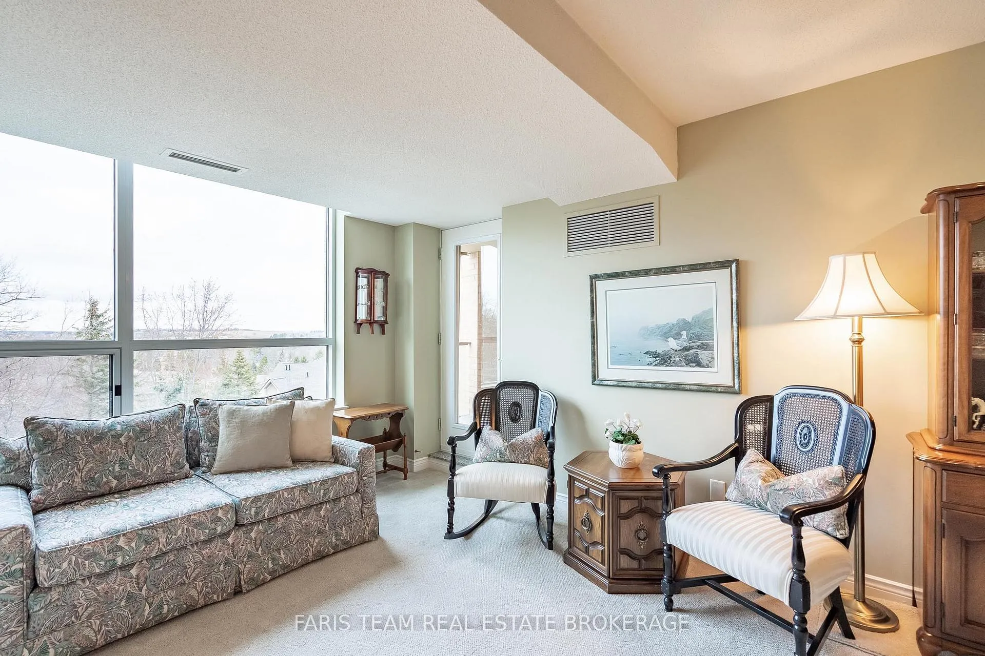 Photo 14 of Unit 305, 4 Briar Hill Heights, New Tecumseth, Rural New Tecumseth — HOMEH