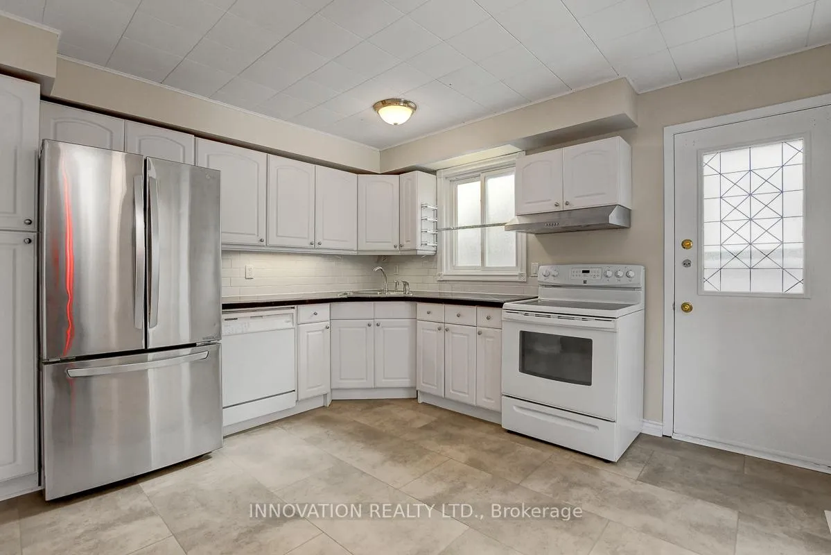 Photo 8 of 25 Equestrian Drive, Ottawa, Kanata - Bridlewood — HOMEH