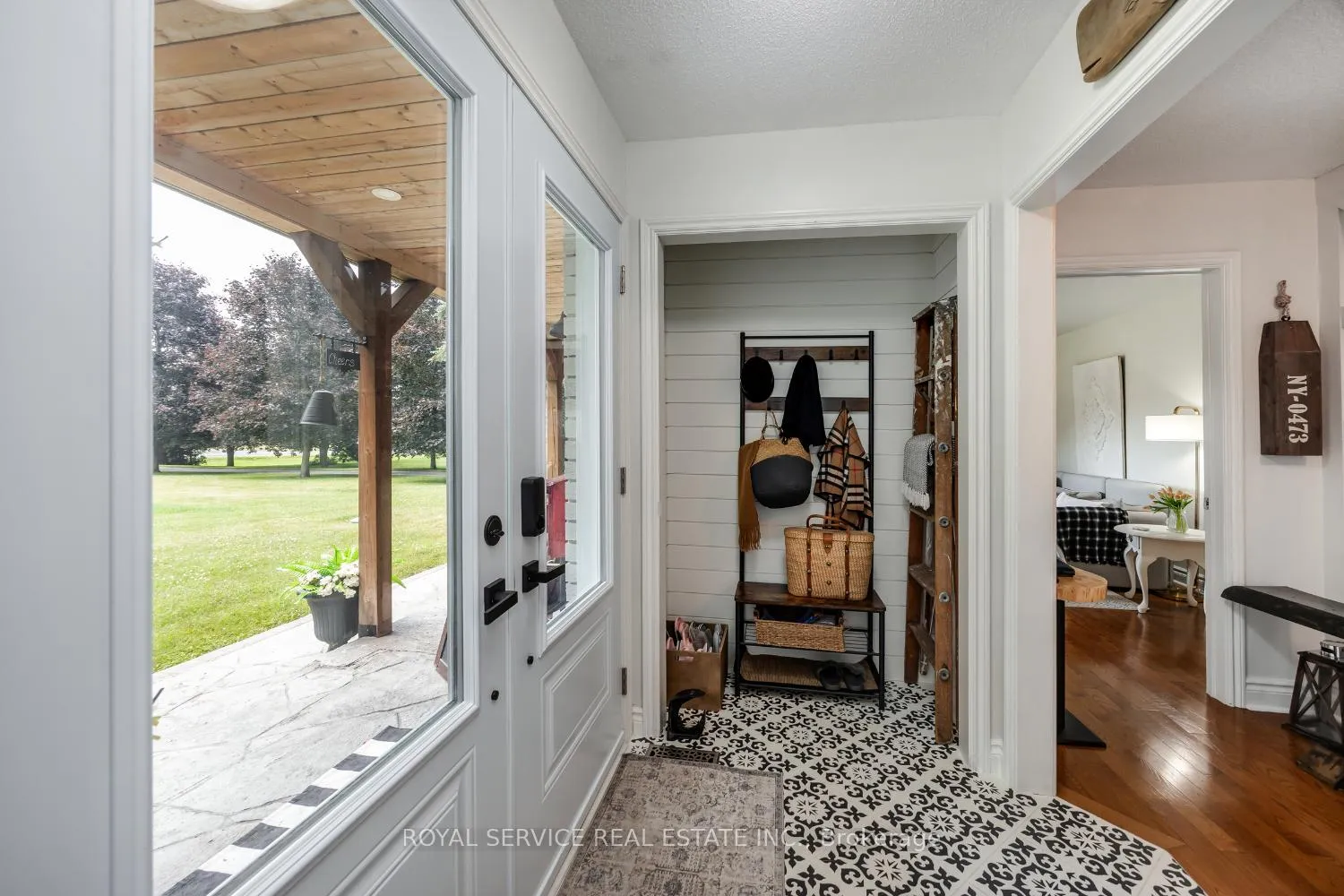 Photo 6 of 7166 Dale Road, Hamilton Township, Rural Hamilton — HOMEH
