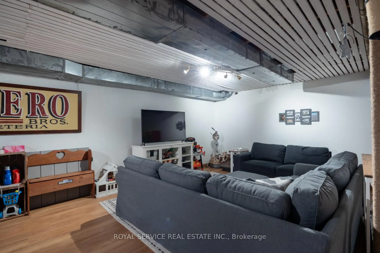 Photo 36 of 7166 Dale Road, Hamilton Township, Rural Hamilton — HOMEH
