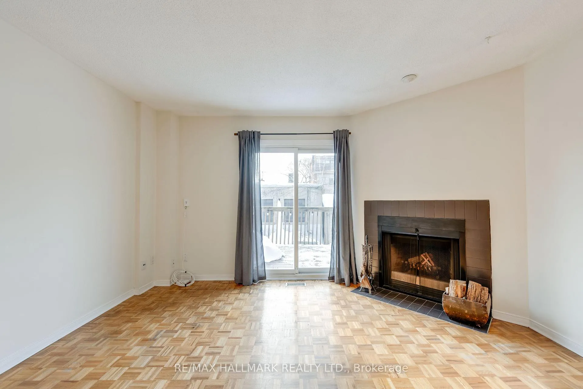 Photo 11 of 6 Empire Avenue, Toronto, South Riverdale — HOMEH