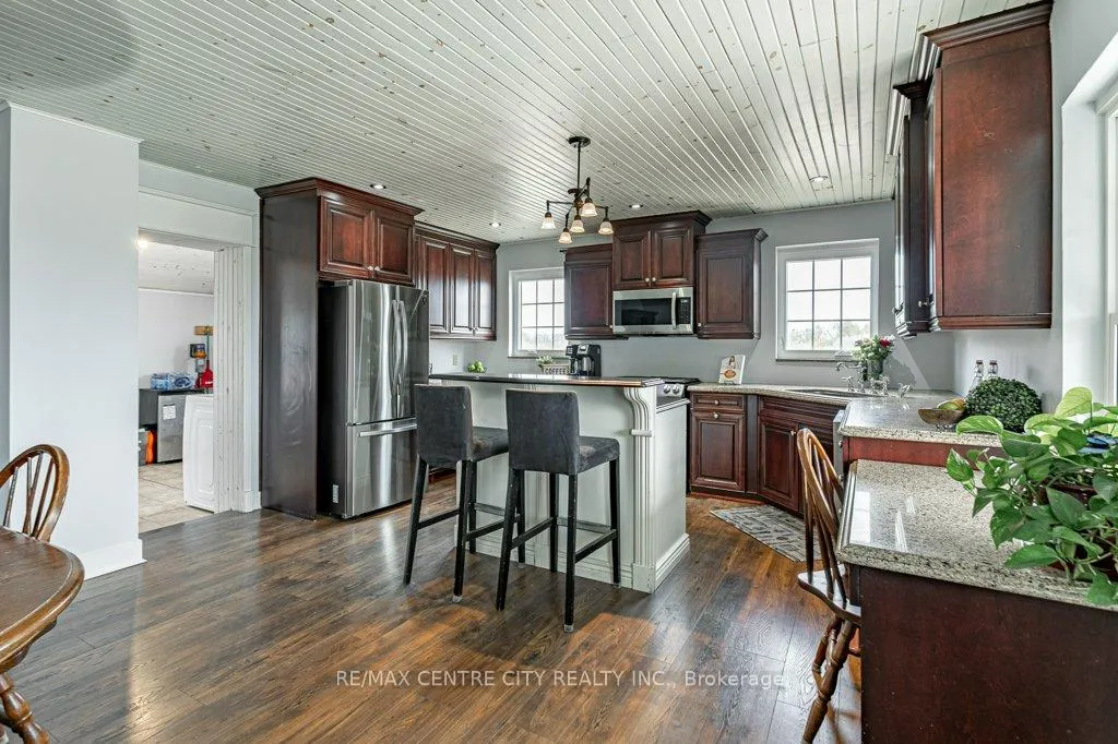 Photo 5 of 26588 Carroll Line, West Elgin, Rural West Elgin — HOMEH
