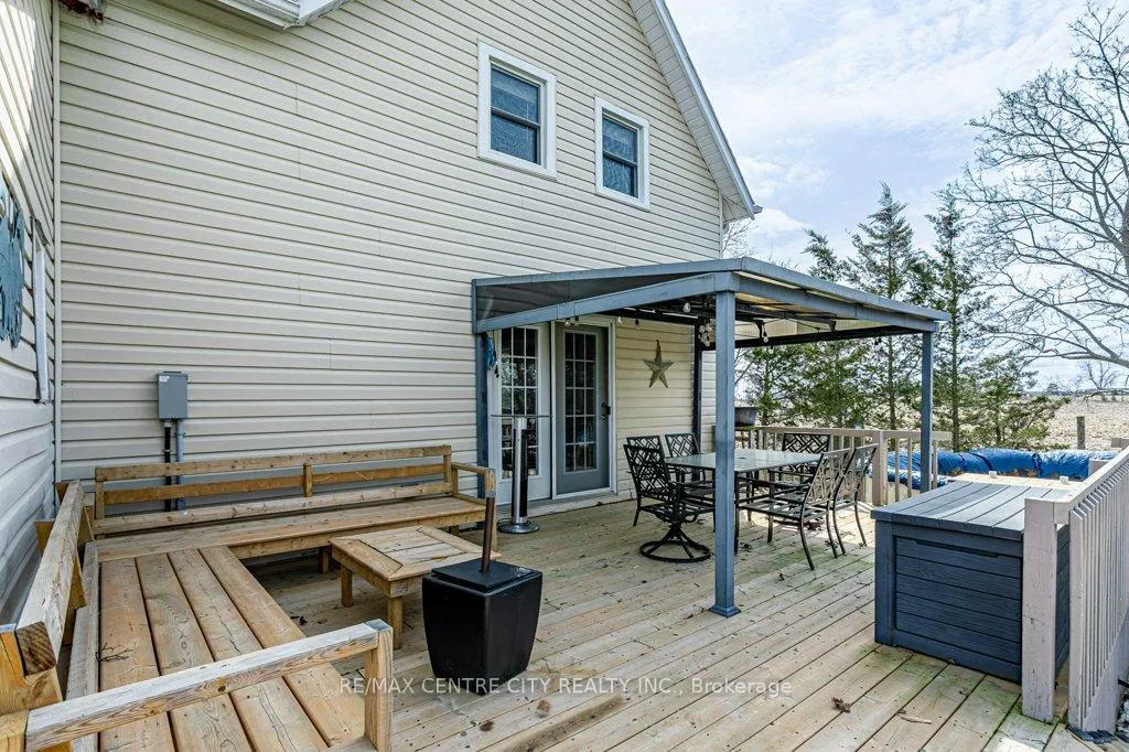 Photo 27 of 26588 Carroll Line, West Elgin, Rural West Elgin — HOMEH