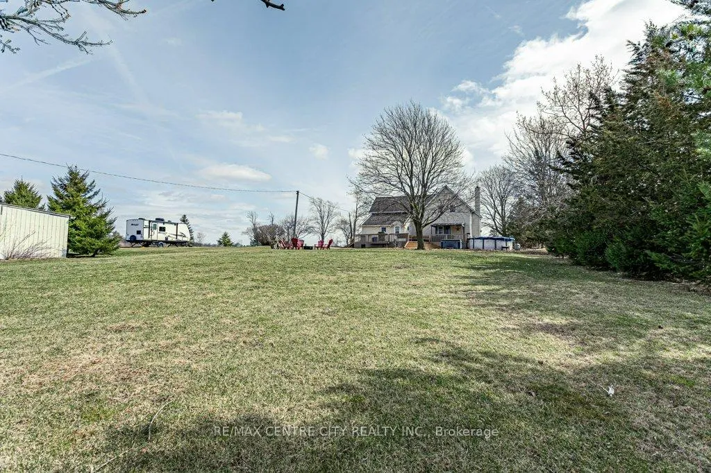 Photo 33 of 26588 Carroll Line, West Elgin, Rural West Elgin — HOMEH