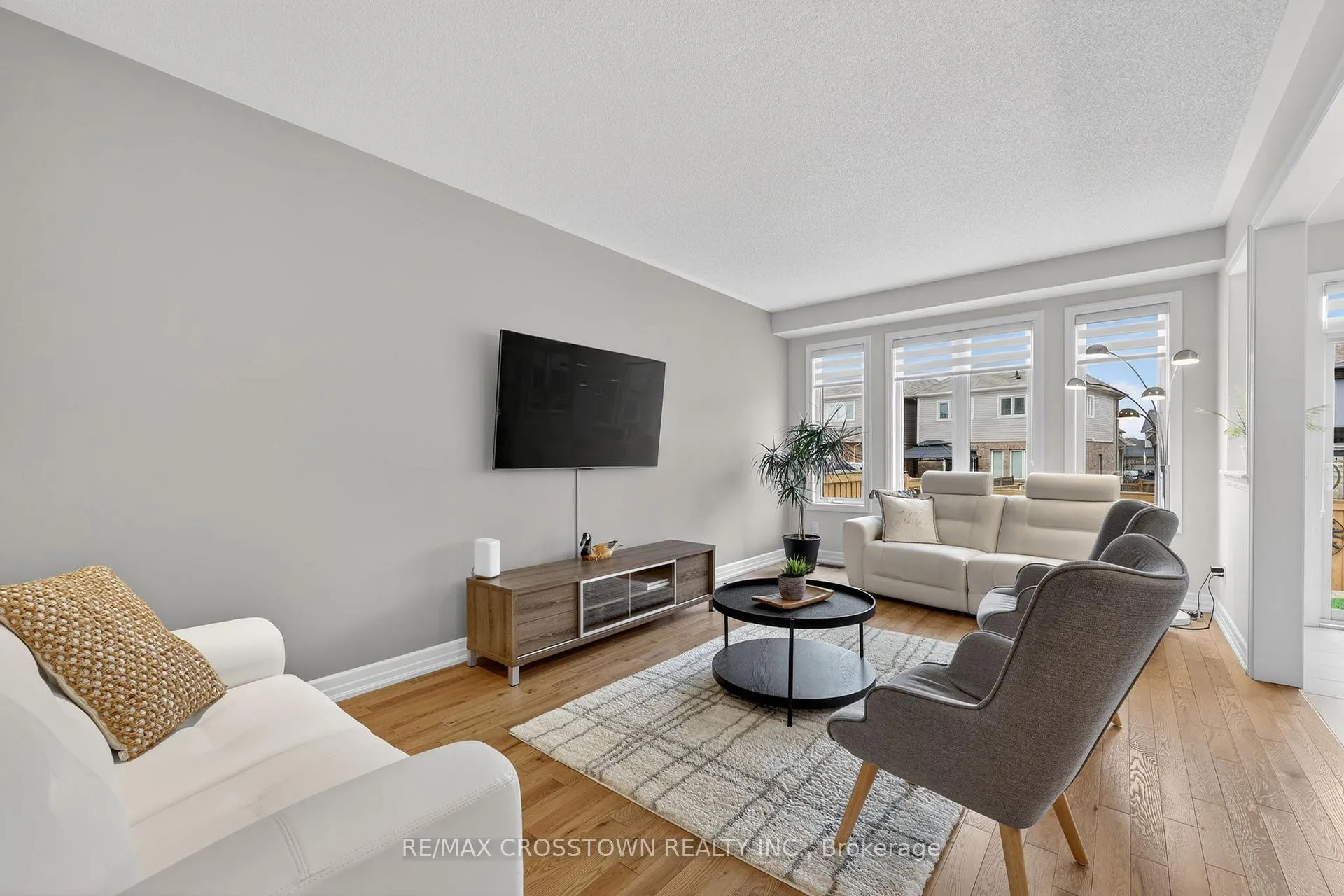 Photo 17 of 30 Hutton Crescent, Essa, Angus — HOMEH