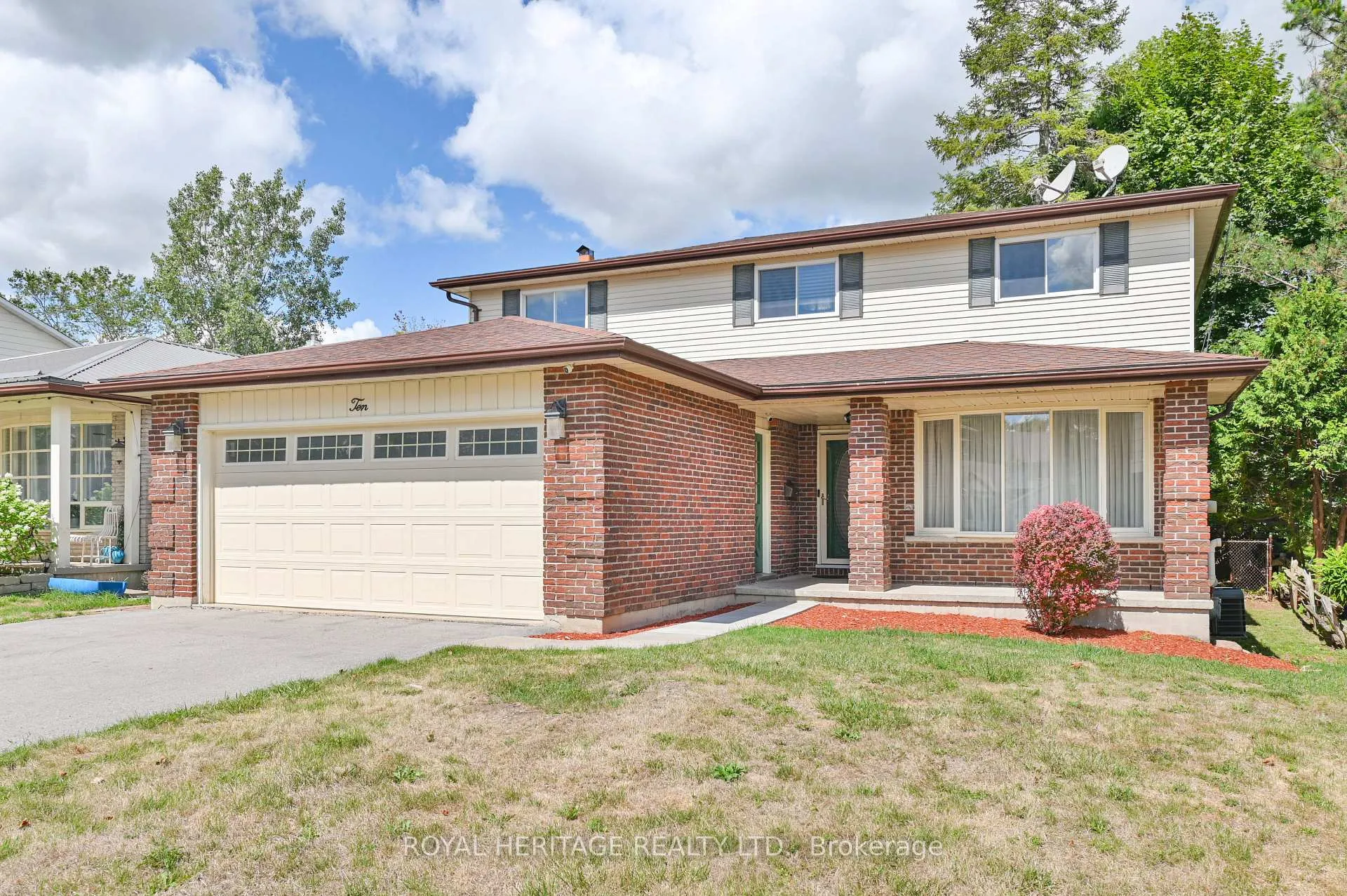 Photo 1 of 10 Briarwood Crescent, Belleville, Belleville Ward — HOMEH