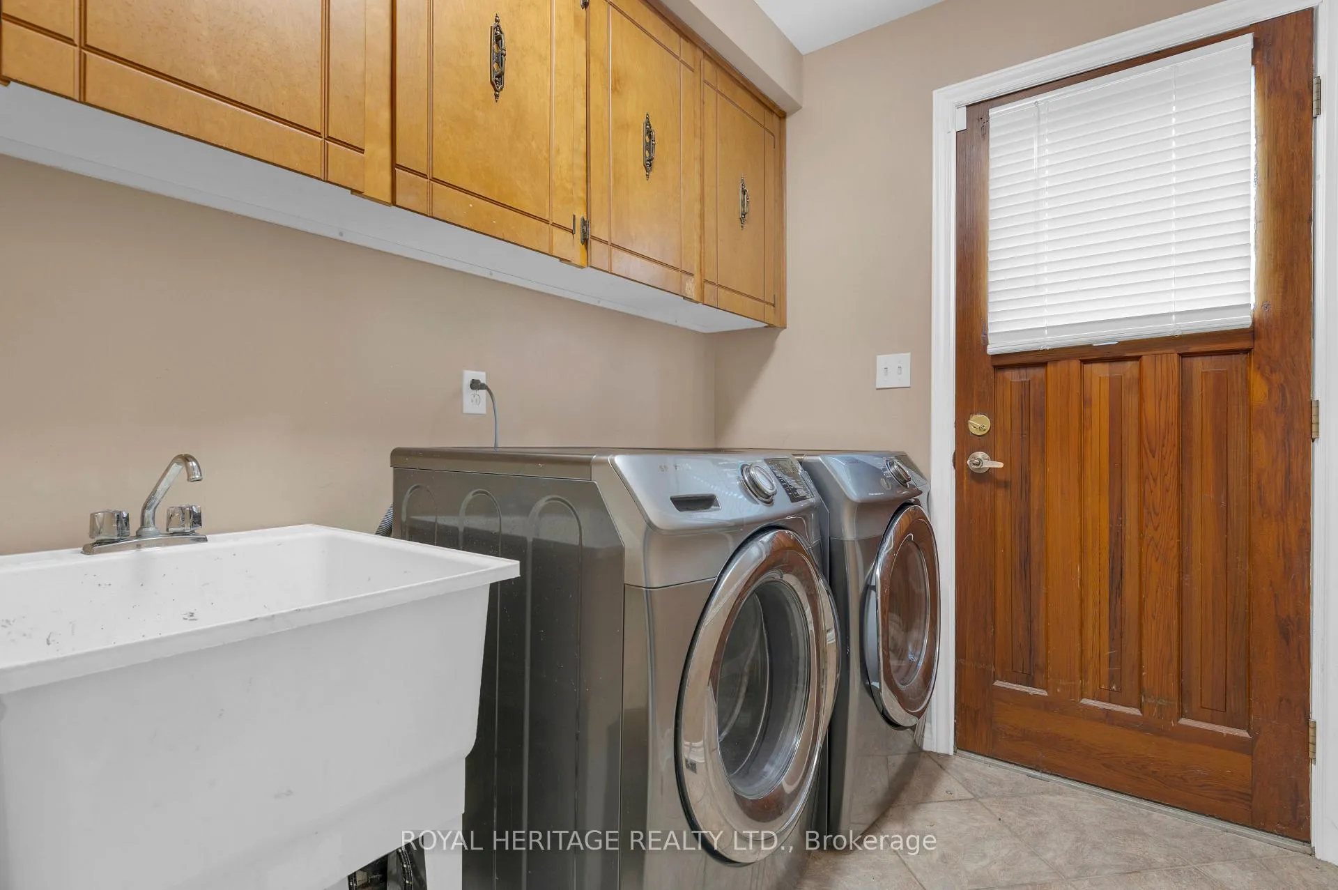 Photo 25 of 10 Briarwood Crescent, Belleville, Belleville Ward — HOMEH