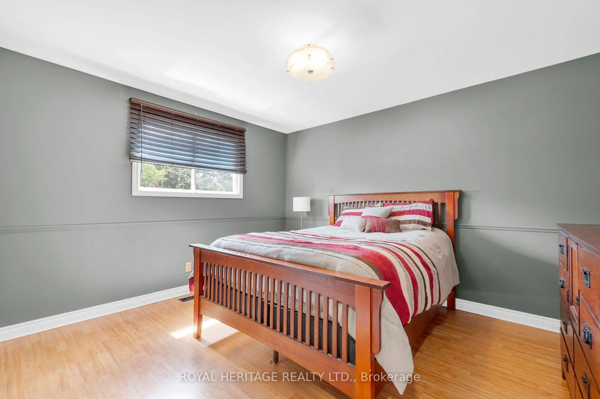Photo 30 of 10 Briarwood Crescent, Belleville, Belleville Ward — HOMEH