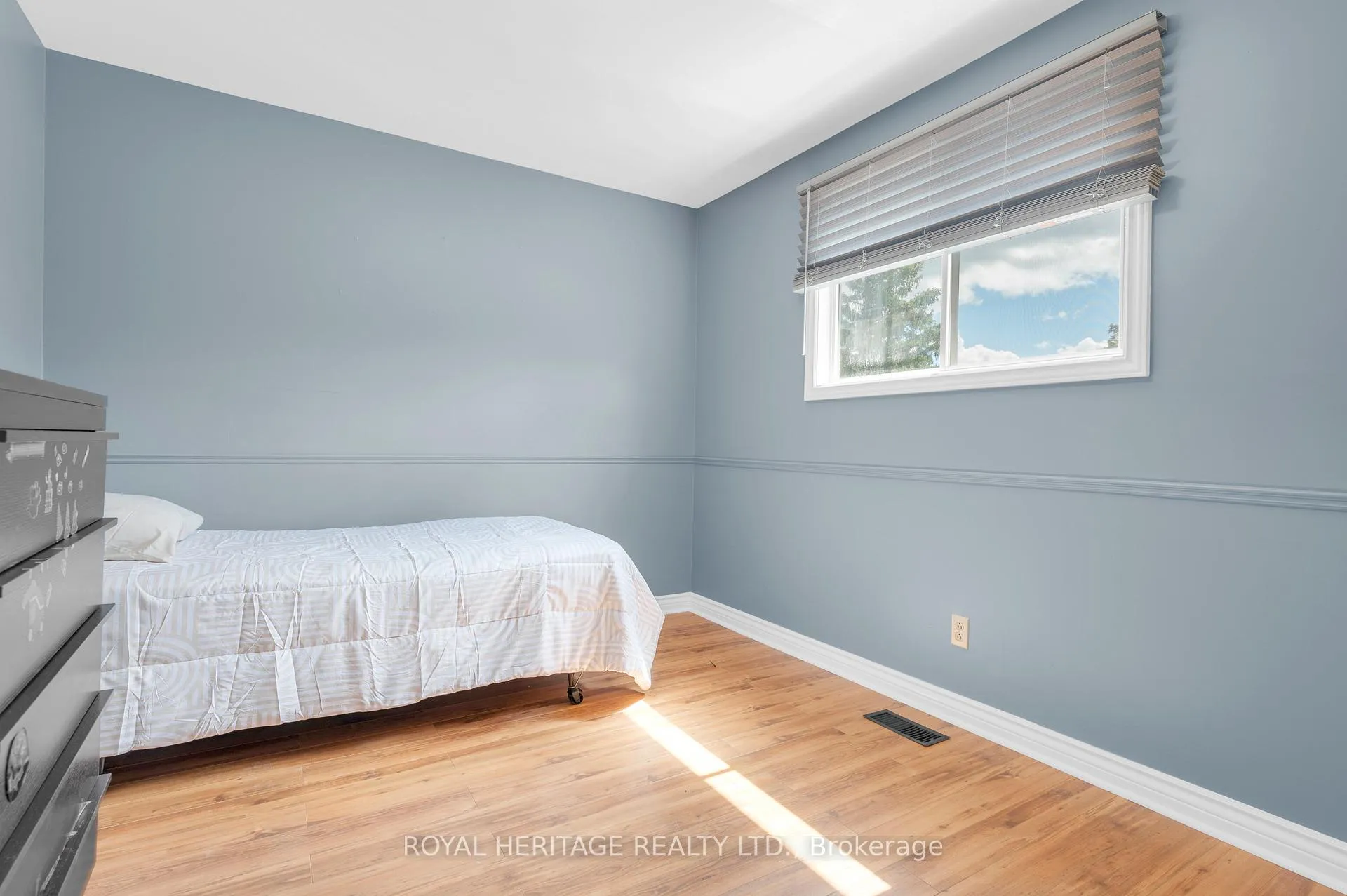 Photo 31 of 10 Briarwood Crescent, Belleville, Belleville Ward — HOMEH