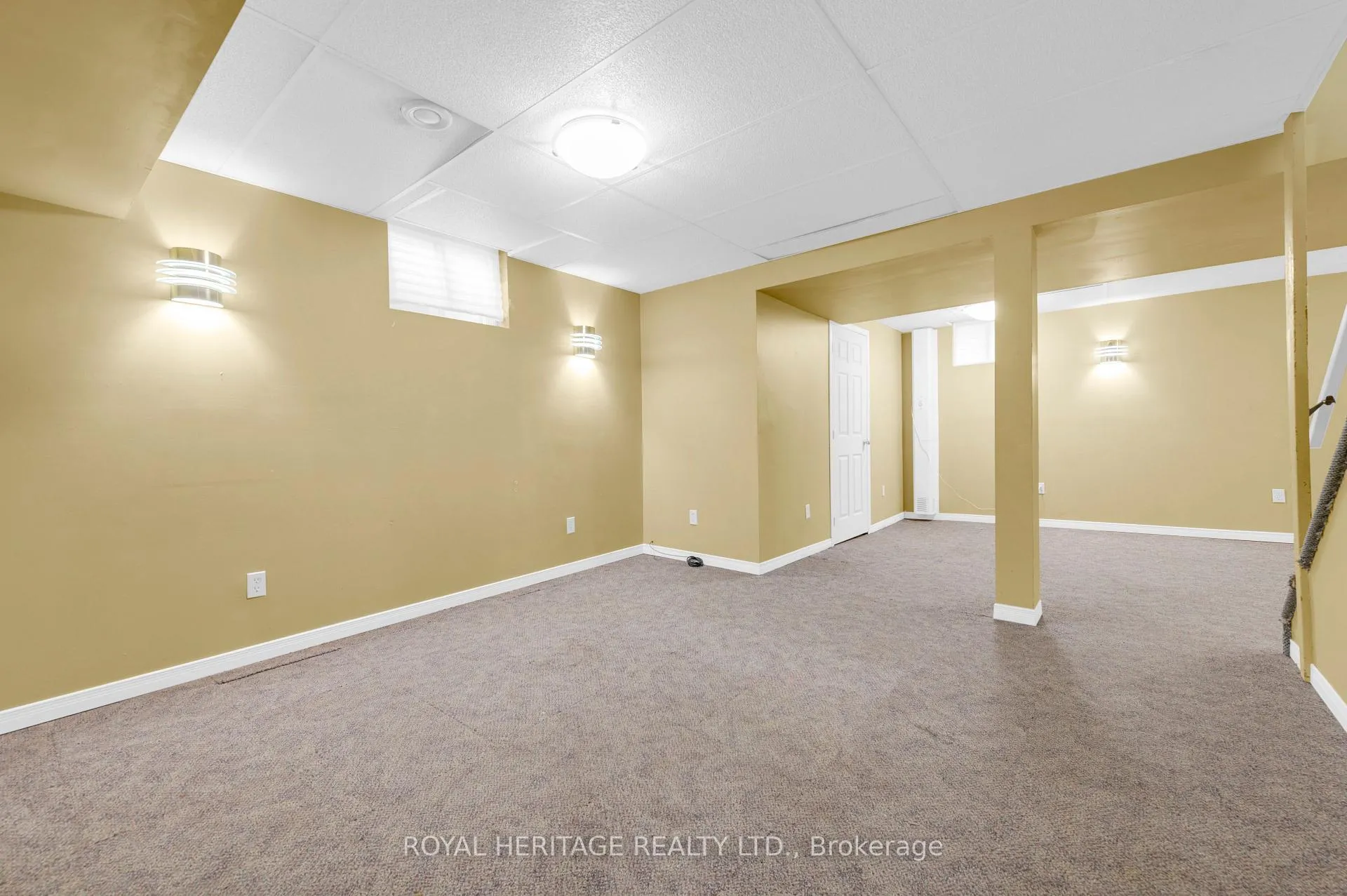 Photo 35 of 10 Briarwood Crescent, Belleville, Belleville Ward — HOMEH