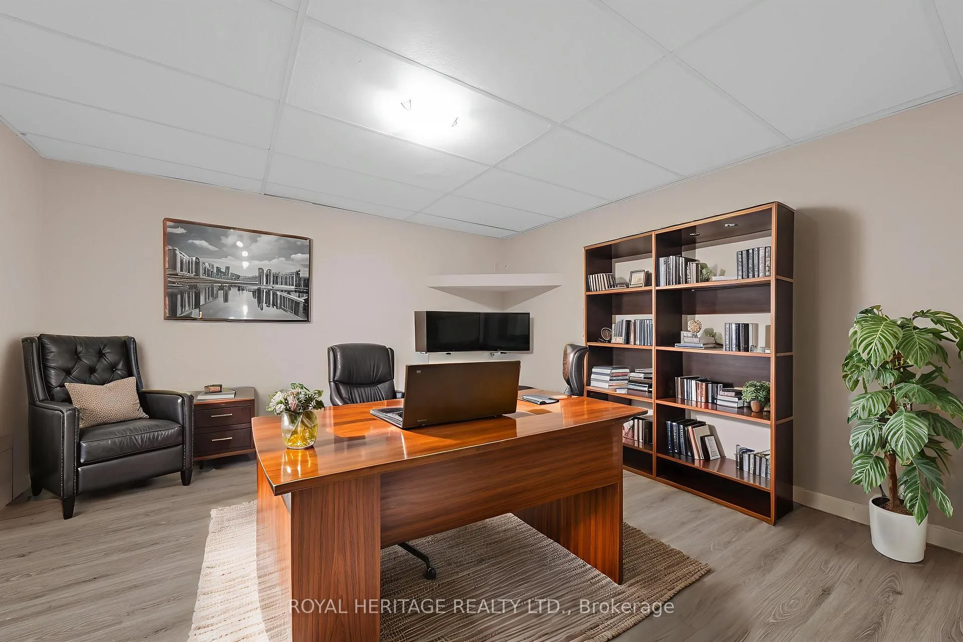Photo 39 of 10 Briarwood Crescent, Belleville, Belleville Ward — HOMEH