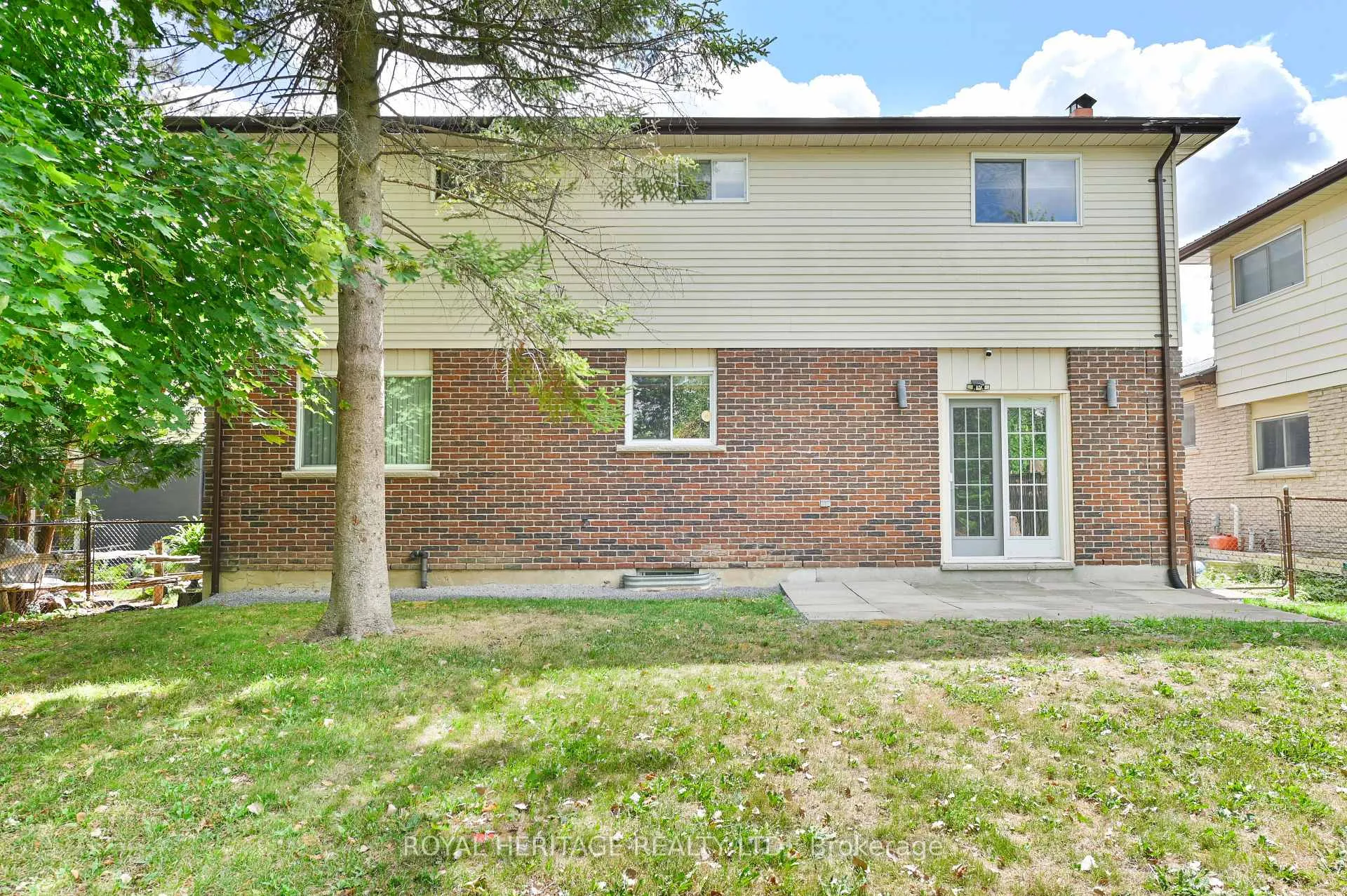 Photo 46 of 10 Briarwood Crescent, Belleville, Belleville Ward — HOMEH