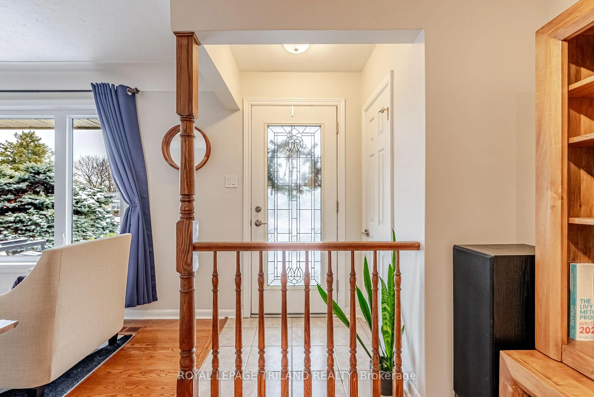 Photo 6 of 231 Thames Crescent, Thames Centre, Dorchester — HOMEH