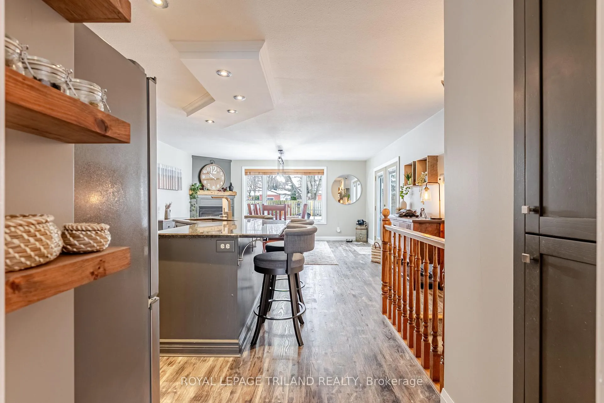 Photo 12 of 231 Thames Crescent, Thames Centre, Dorchester — HOMEH