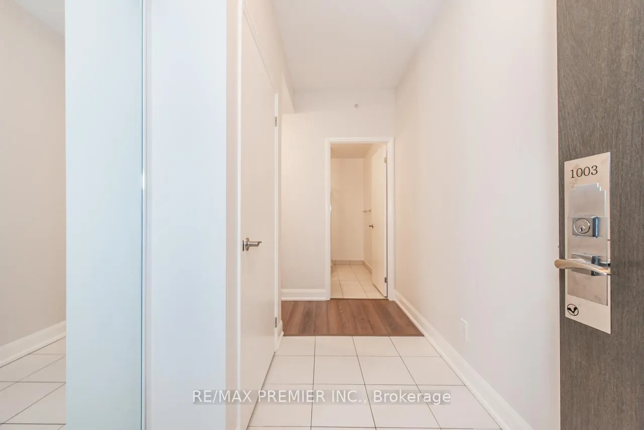 Photo 4 of Unit 1003, 2910 Highway 7, Vaughan, Concord — HOMEH