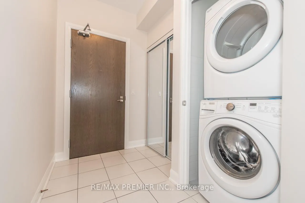 Photo 7 of Unit 1003, 2910 Highway 7, Vaughan, Concord — HOMEH