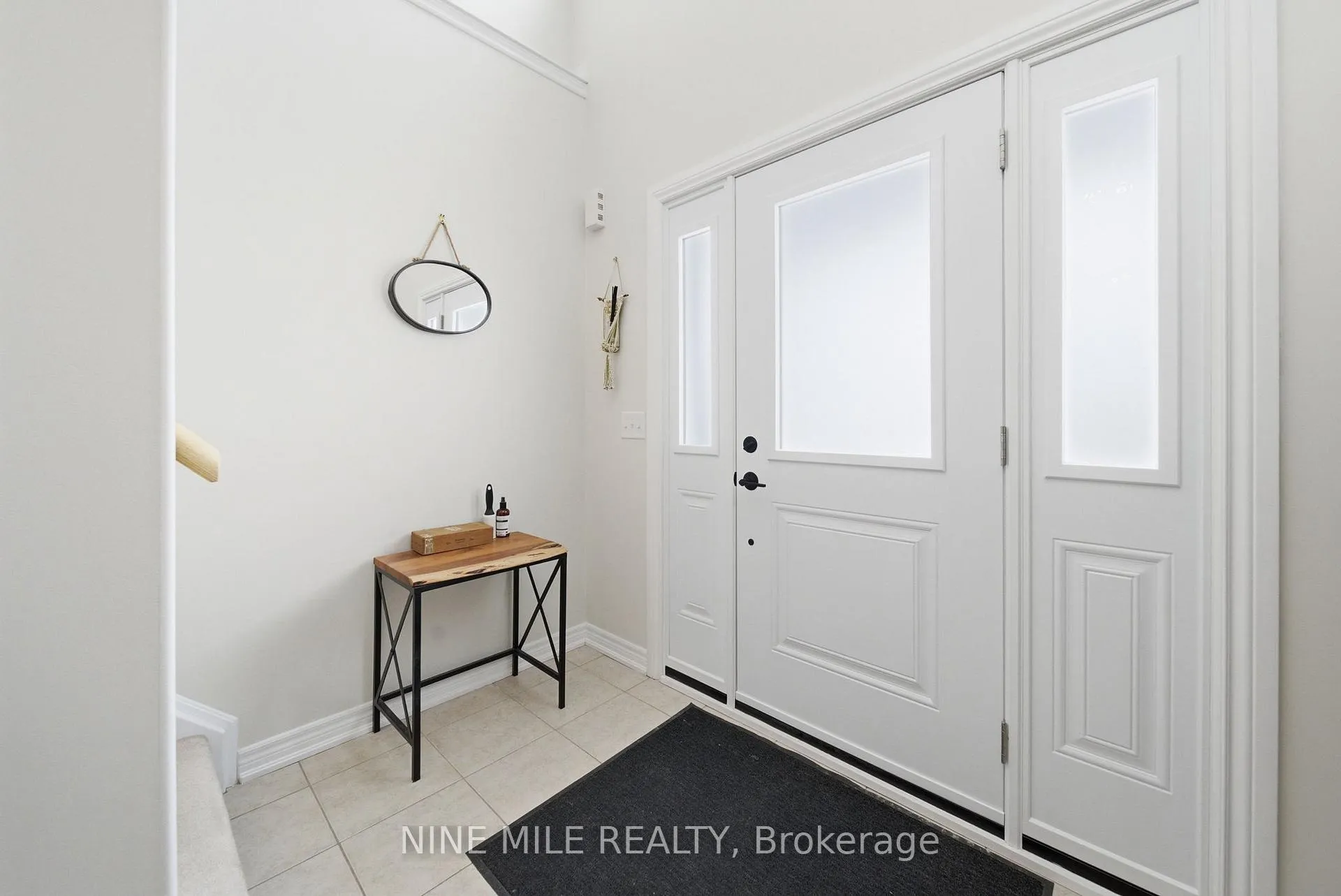 Photo 2 of 100 Pearl Drive, Orillia — HOMEH