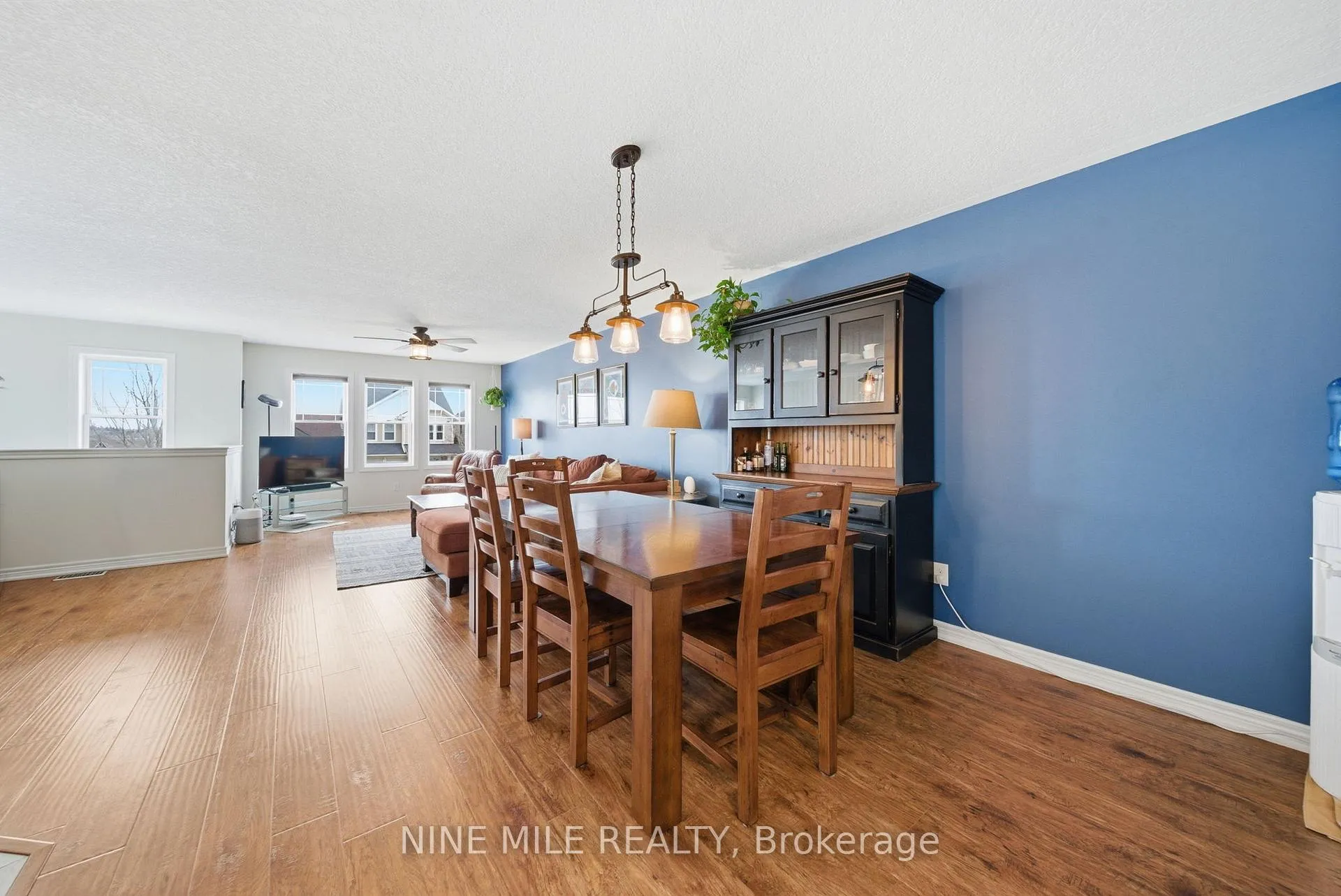 Photo 3 of 100 Pearl Drive, Orillia — HOMEH