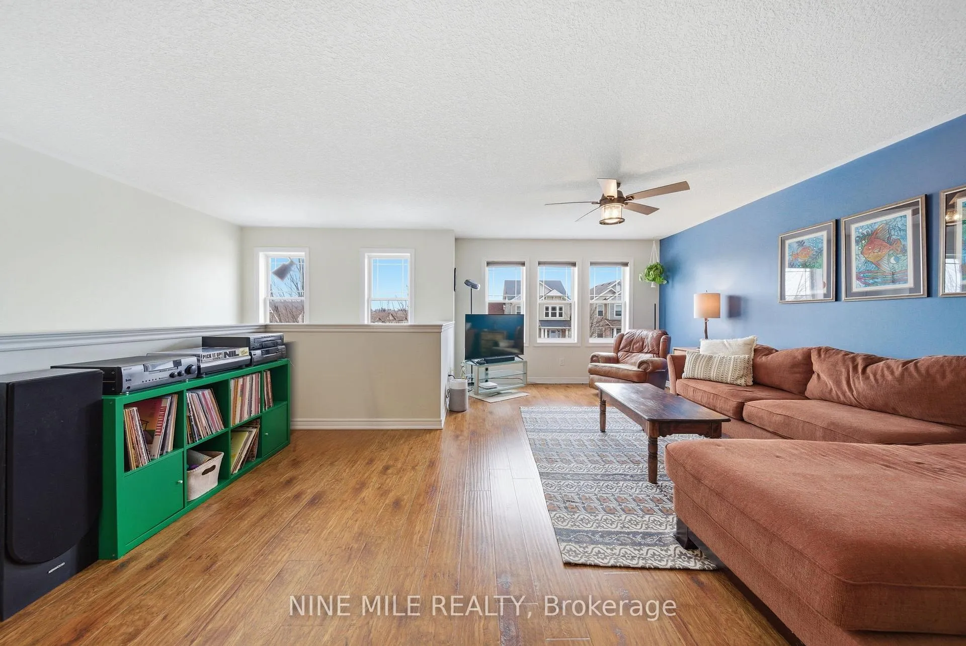 Photo 5 of 100 Pearl Drive, Orillia — HOMEH