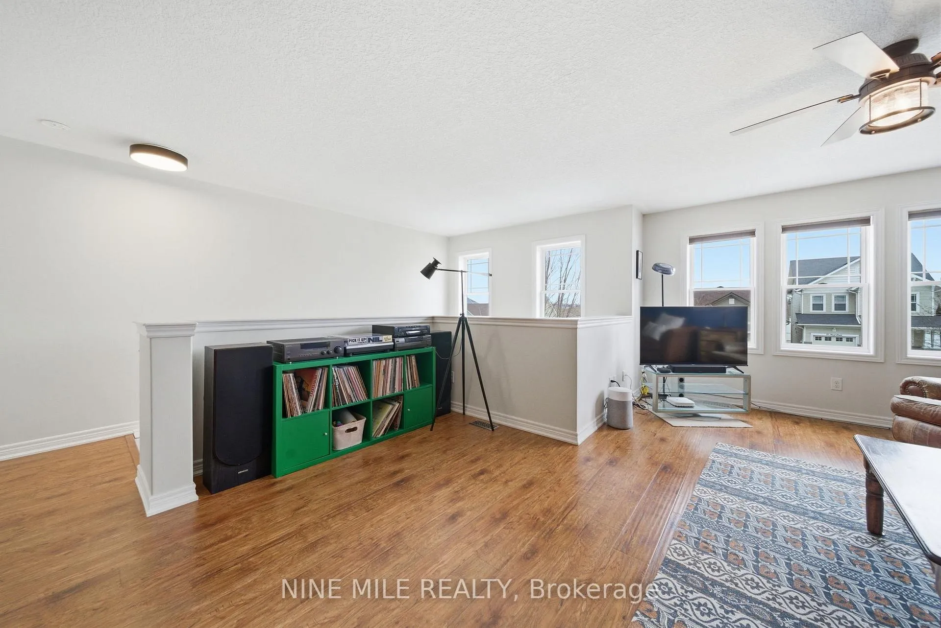 Photo 6 of 100 Pearl Drive, Orillia — HOMEH