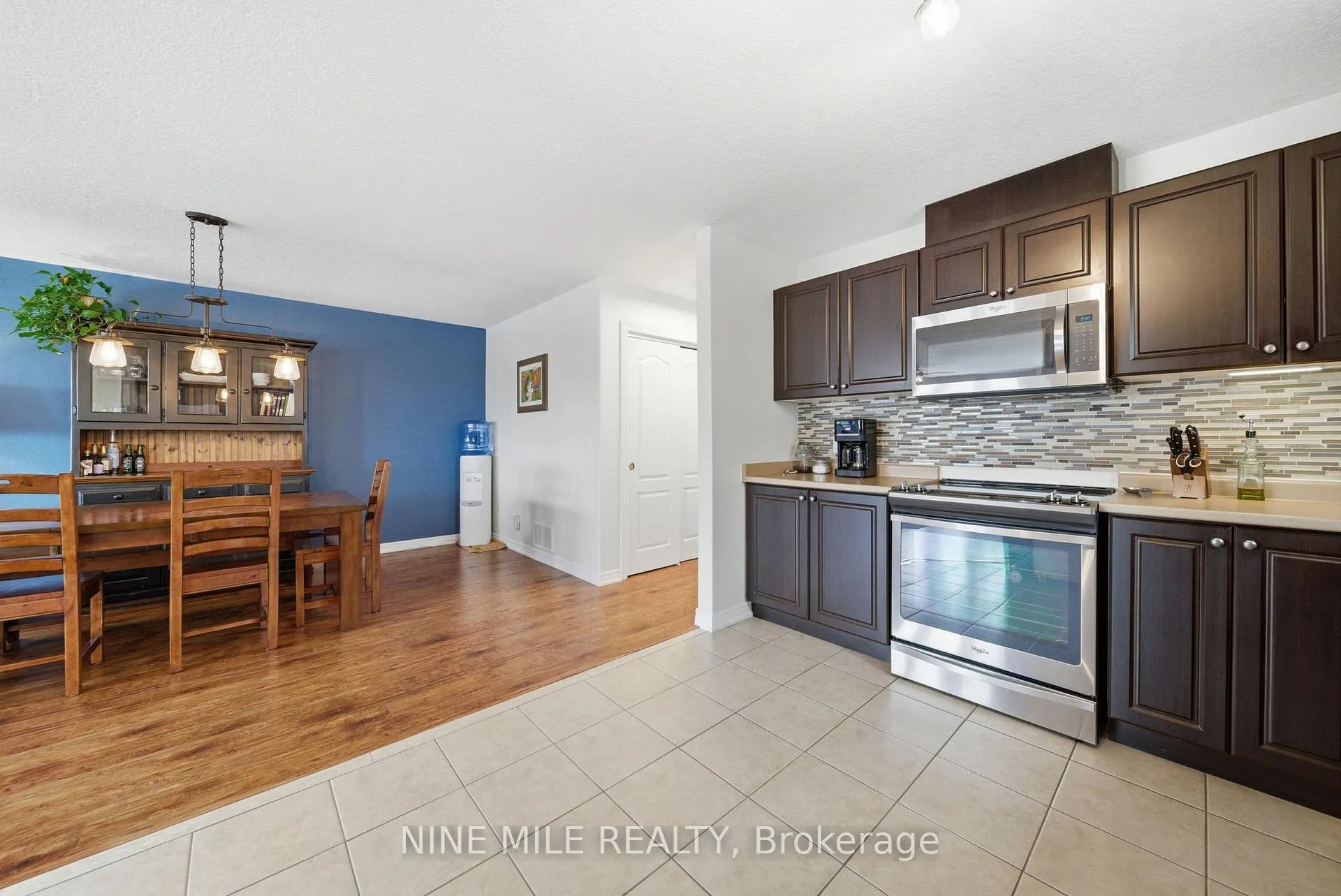 Photo 13 of 100 Pearl Drive, Orillia — HOMEH