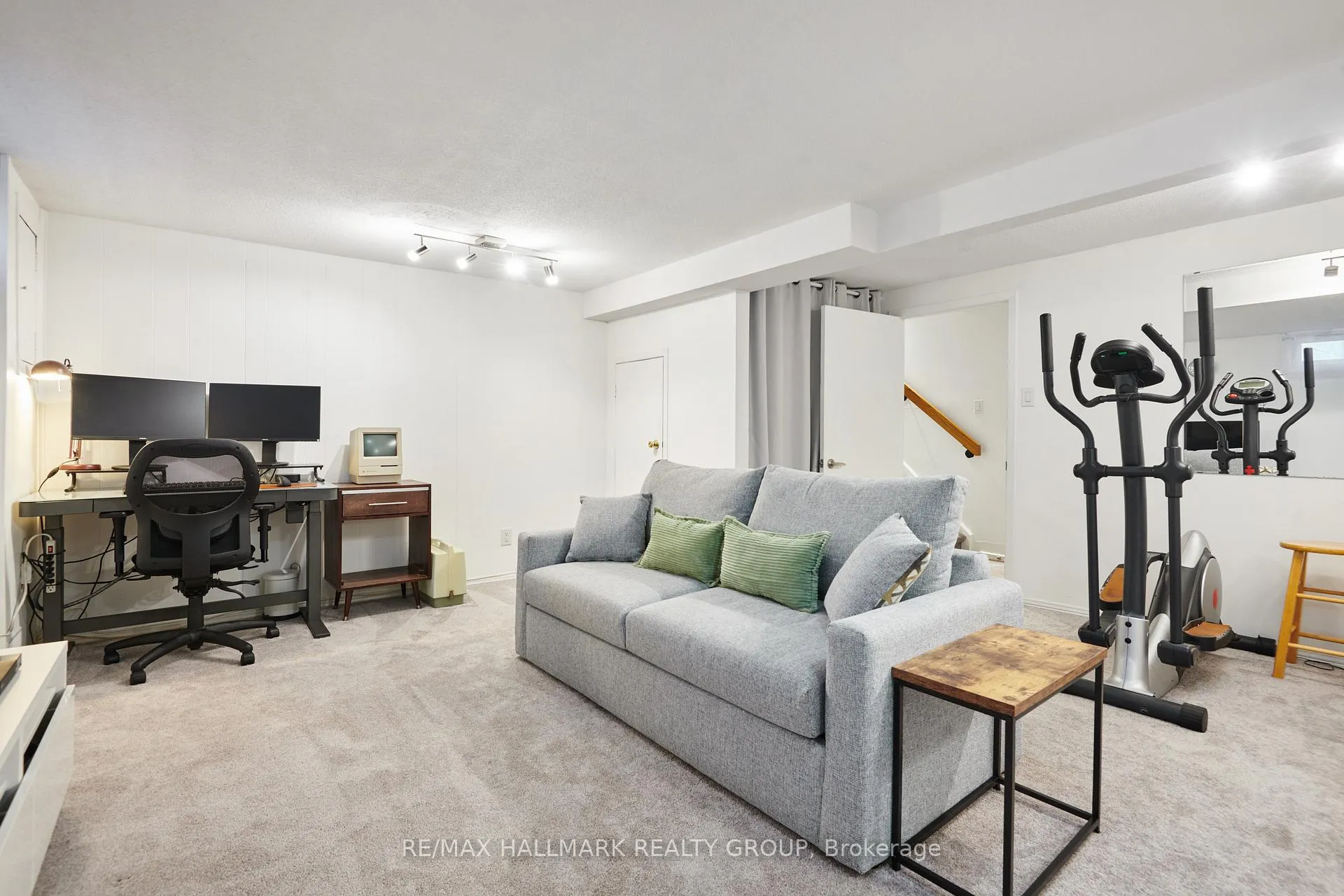 Photo 25 of Unit 31, 2019 Stonehenge Crescent, Ottawa, Pineview — HOMEH