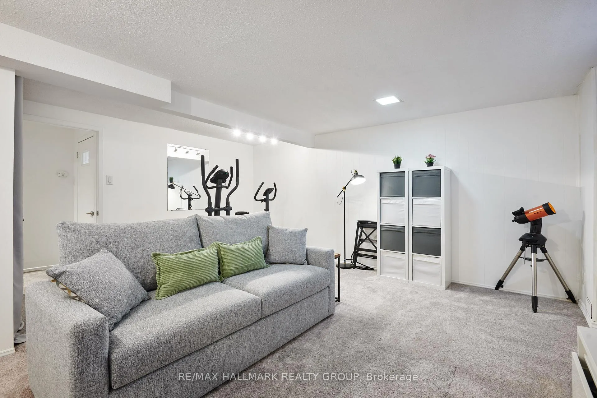 Photo 26 of Unit 31, 2019 Stonehenge Crescent, Ottawa, Pineview — HOMEH