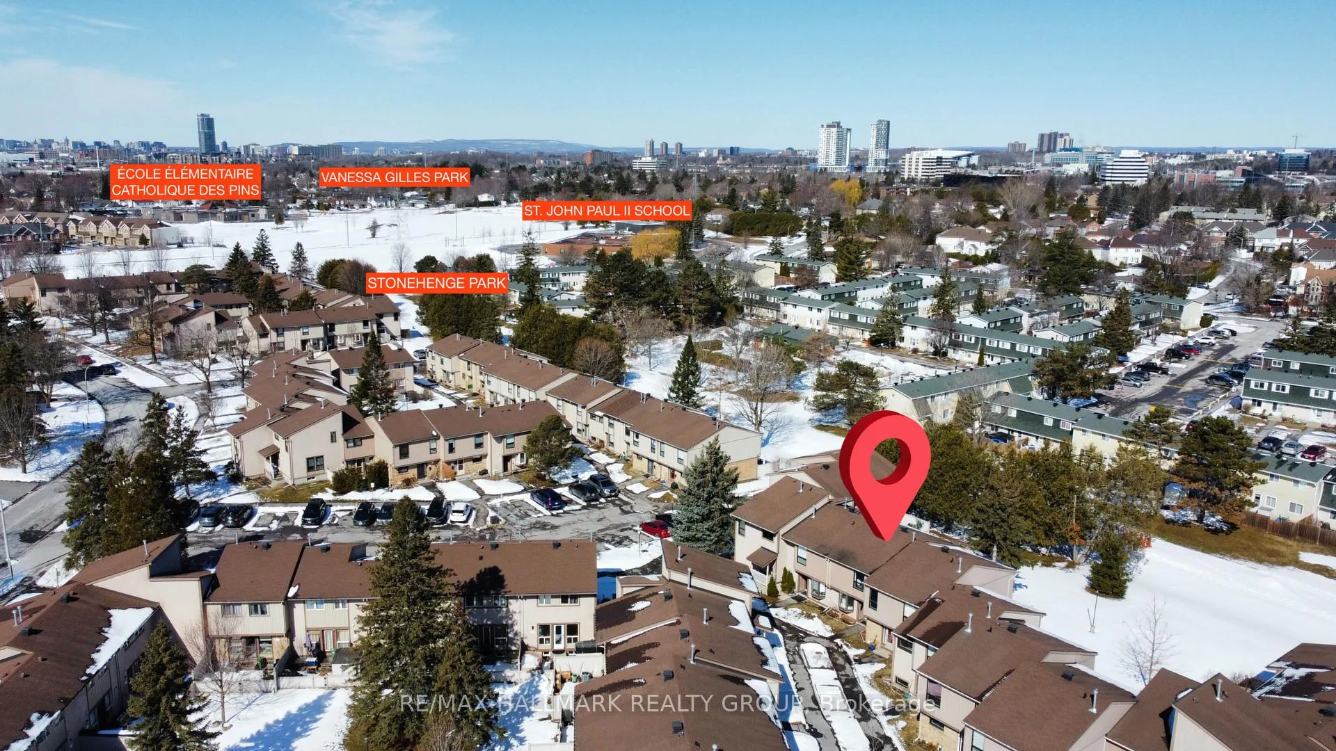 Photo 33 of Unit 31, 2019 Stonehenge Crescent, Ottawa, Pineview — HOMEH