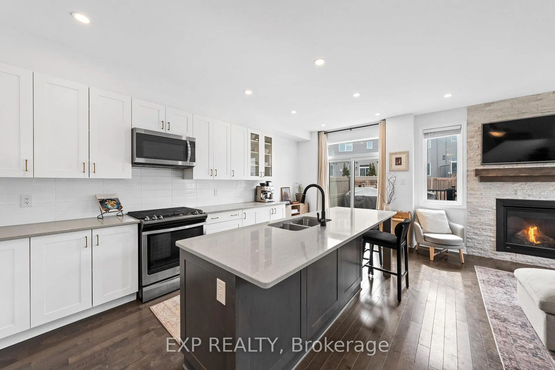 Photo 14 of 213 Belleek Lane, Ottawa, Barrhaven - Half Moon Bay — HOMEH
