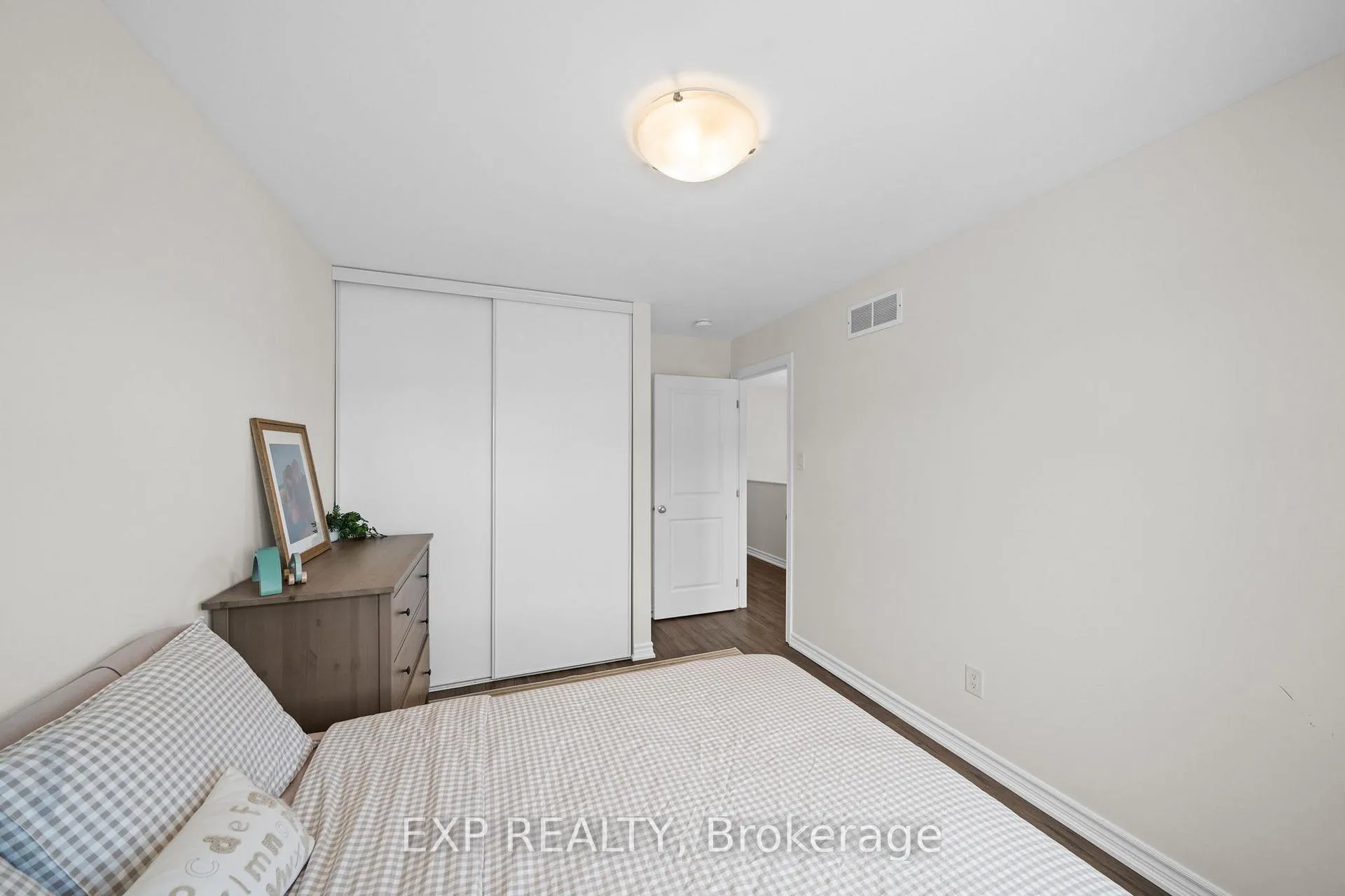 Photo 29 of 213 Belleek Lane, Ottawa, Barrhaven - Half Moon Bay — HOMEH