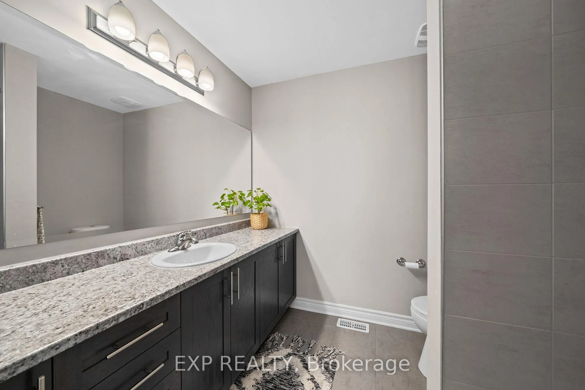 Photo 30 of 213 Belleek Lane, Ottawa, Barrhaven - Half Moon Bay — HOMEH