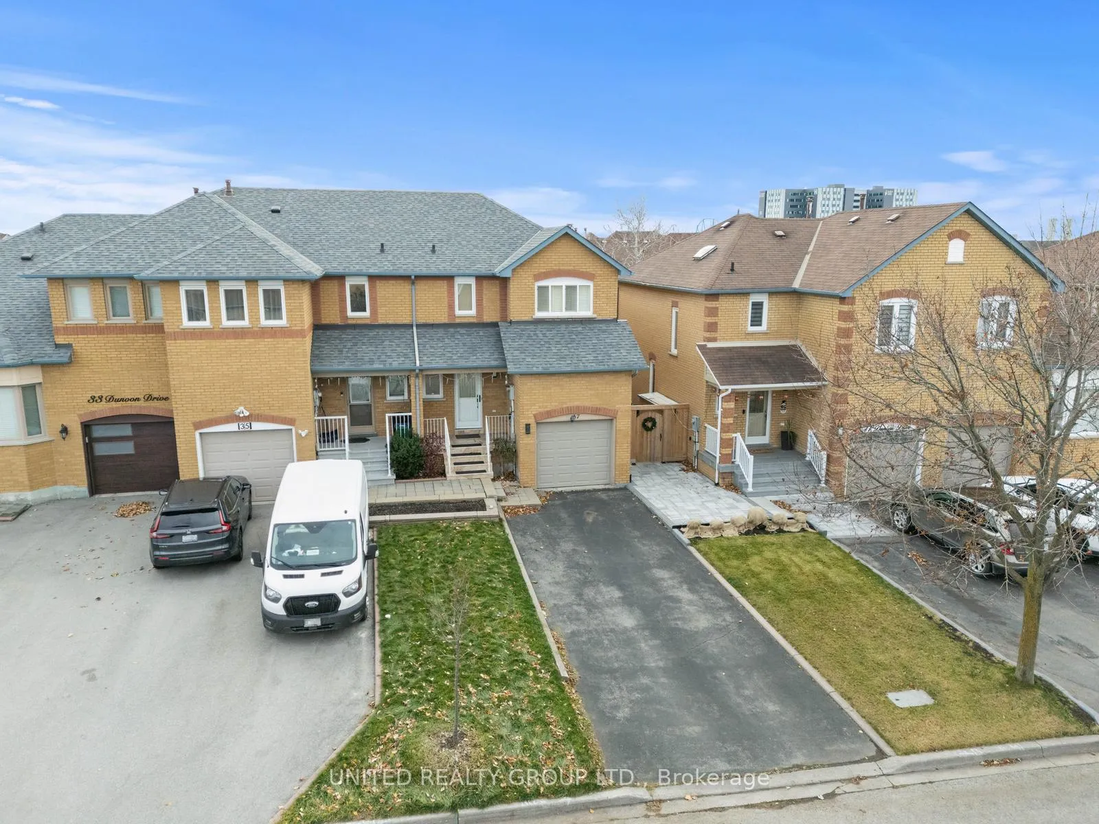 Photo 6 of 37 Dunoon Drive, Vaughan, Maple — HOMEH