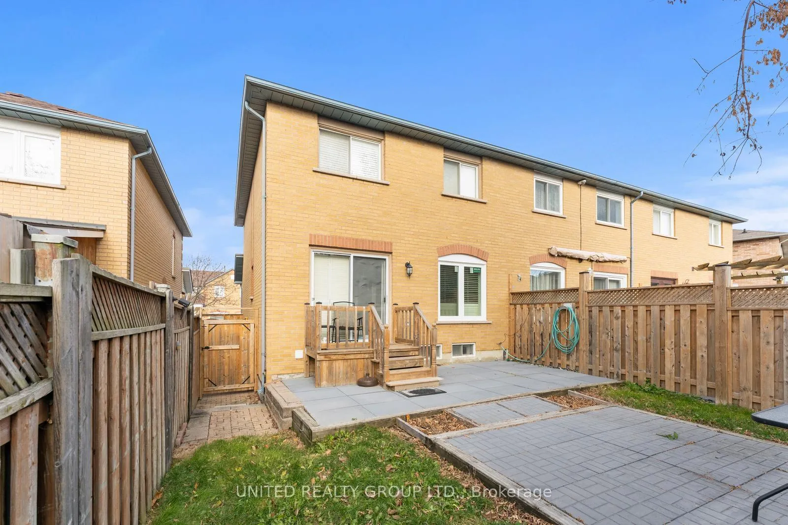 Photo 8 of 37 Dunoon Drive, Vaughan, Maple — HOMEH