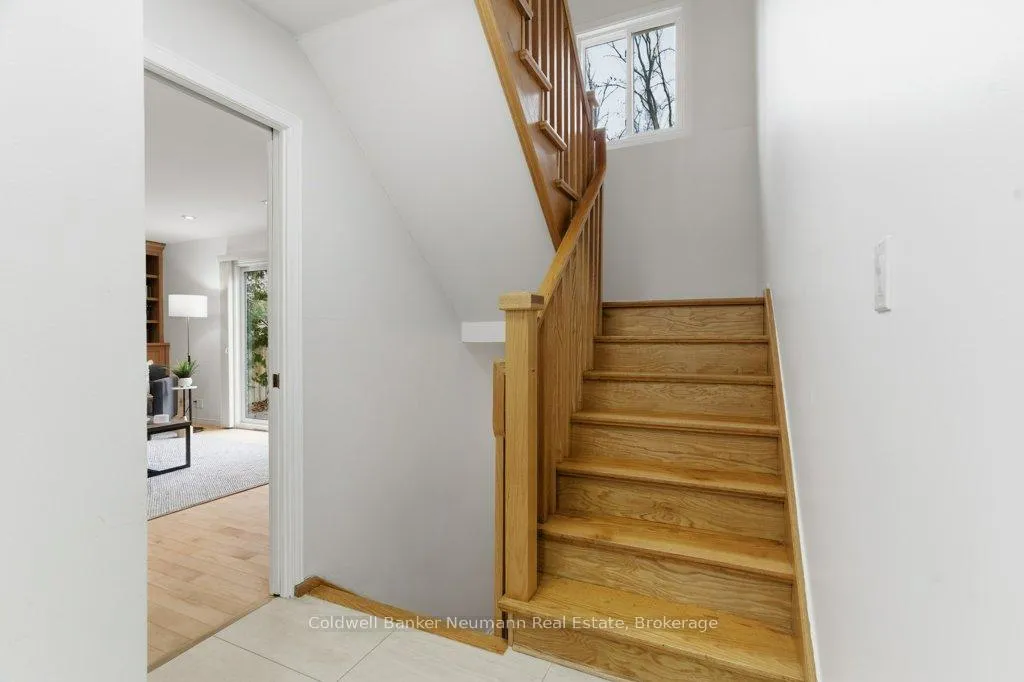 Photo 21 of 80 James Street W, Guelph, Dovercliffe Park/Old University — HOMEH