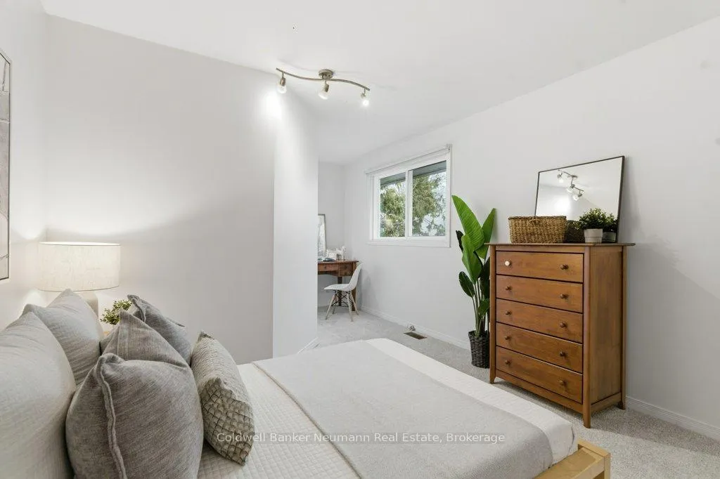 Photo 28 of 80 James Street W, Guelph, Dovercliffe Park/Old University — HOMEH