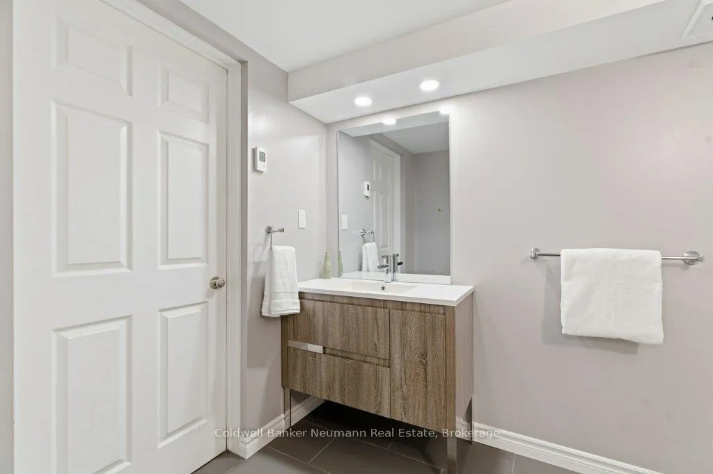 Photo 38 of 80 James Street W, Guelph, Dovercliffe Park/Old University — HOMEH