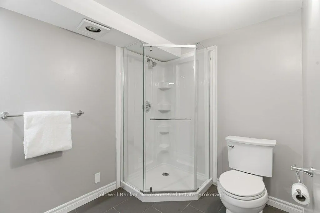 Photo 39 of 80 James Street W, Guelph, Dovercliffe Park/Old University — HOMEH