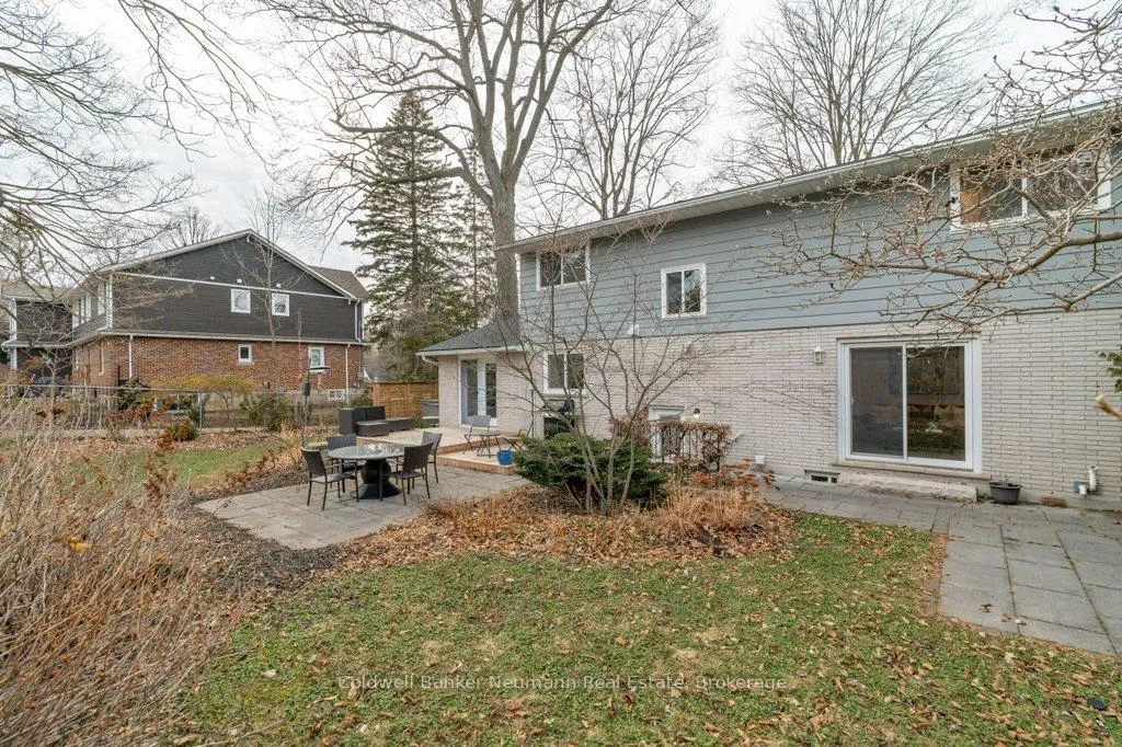Photo 42 of 80 James Street W, Guelph, Dovercliffe Park/Old University — HOMEH