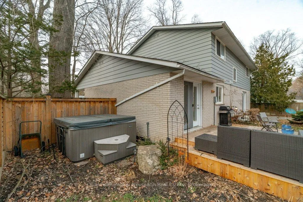 Photo 46 of 80 James Street W, Guelph, Dovercliffe Park/Old University — HOMEH